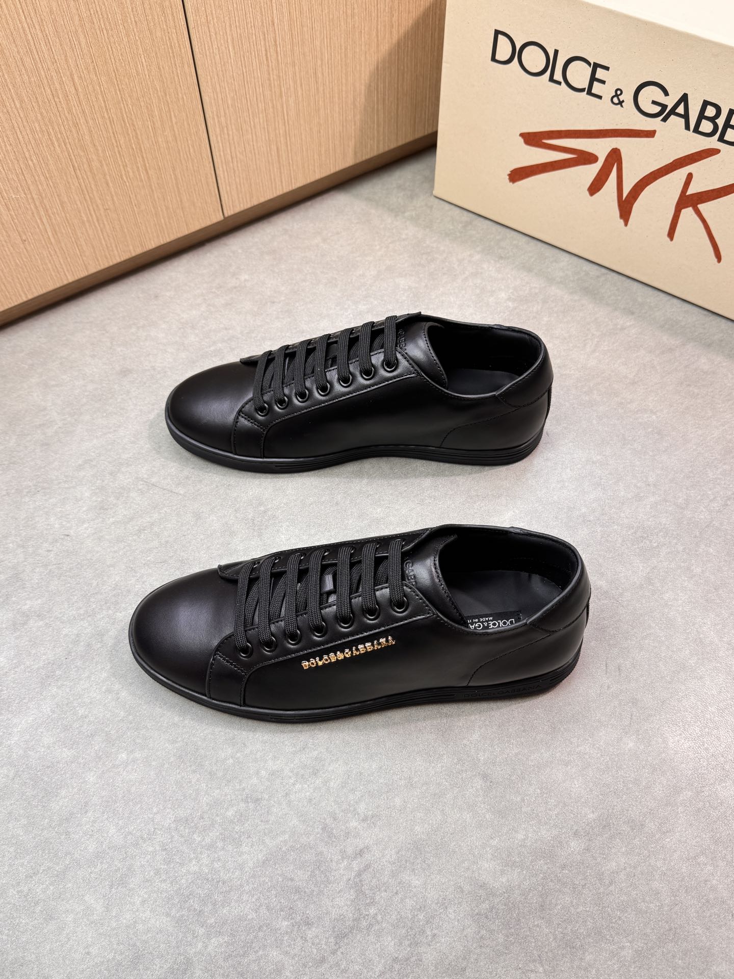 Dolce&Gabbana Black Nappa Leather Sneakers With Metal Logo, Size 39-44 4 i1746551525 1182 2