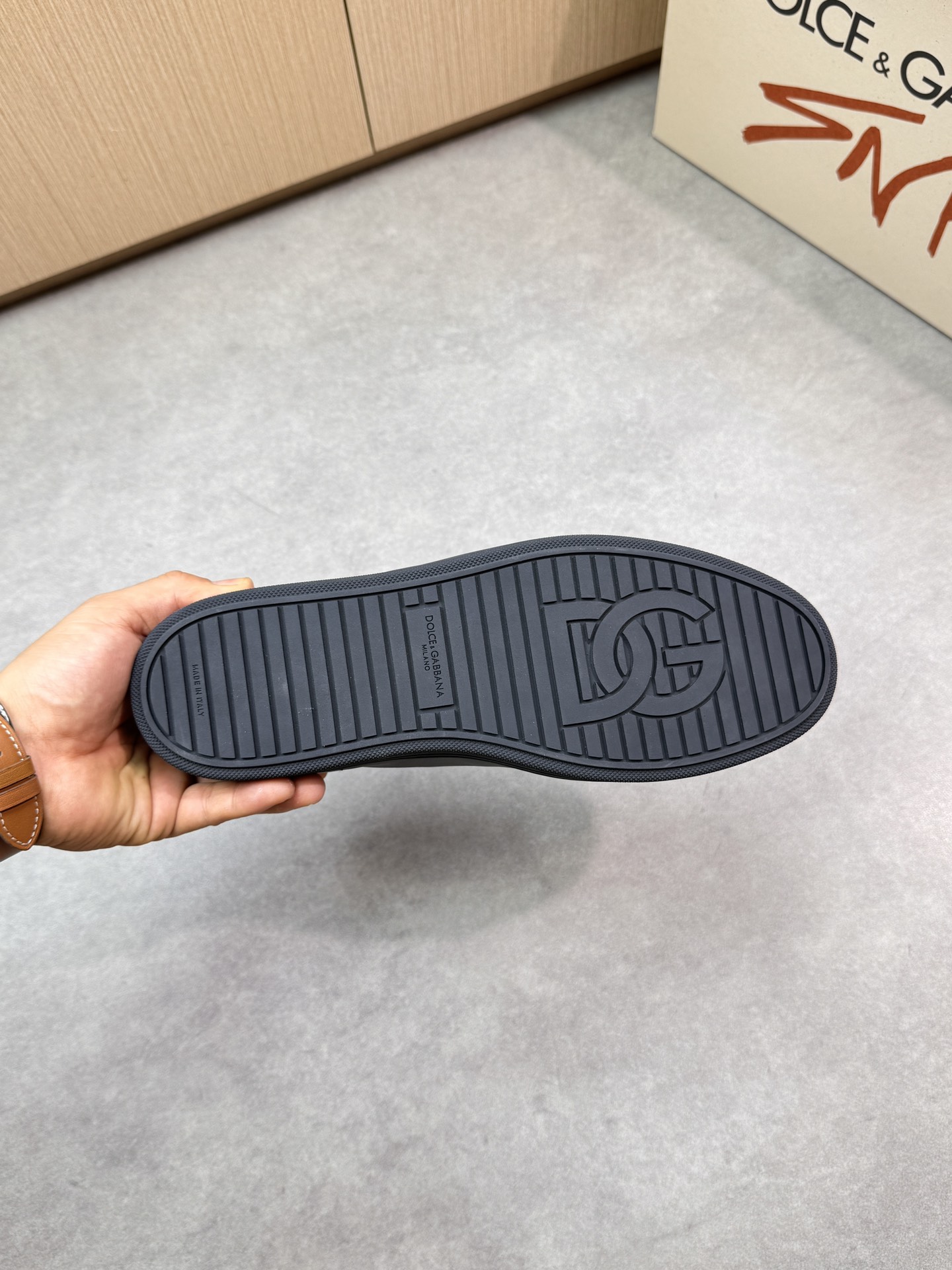 Dolce&Gabbana Black Nappa Leather Sneakers With Metal Logo, Size 39-44 10 i1746551525 5670 8