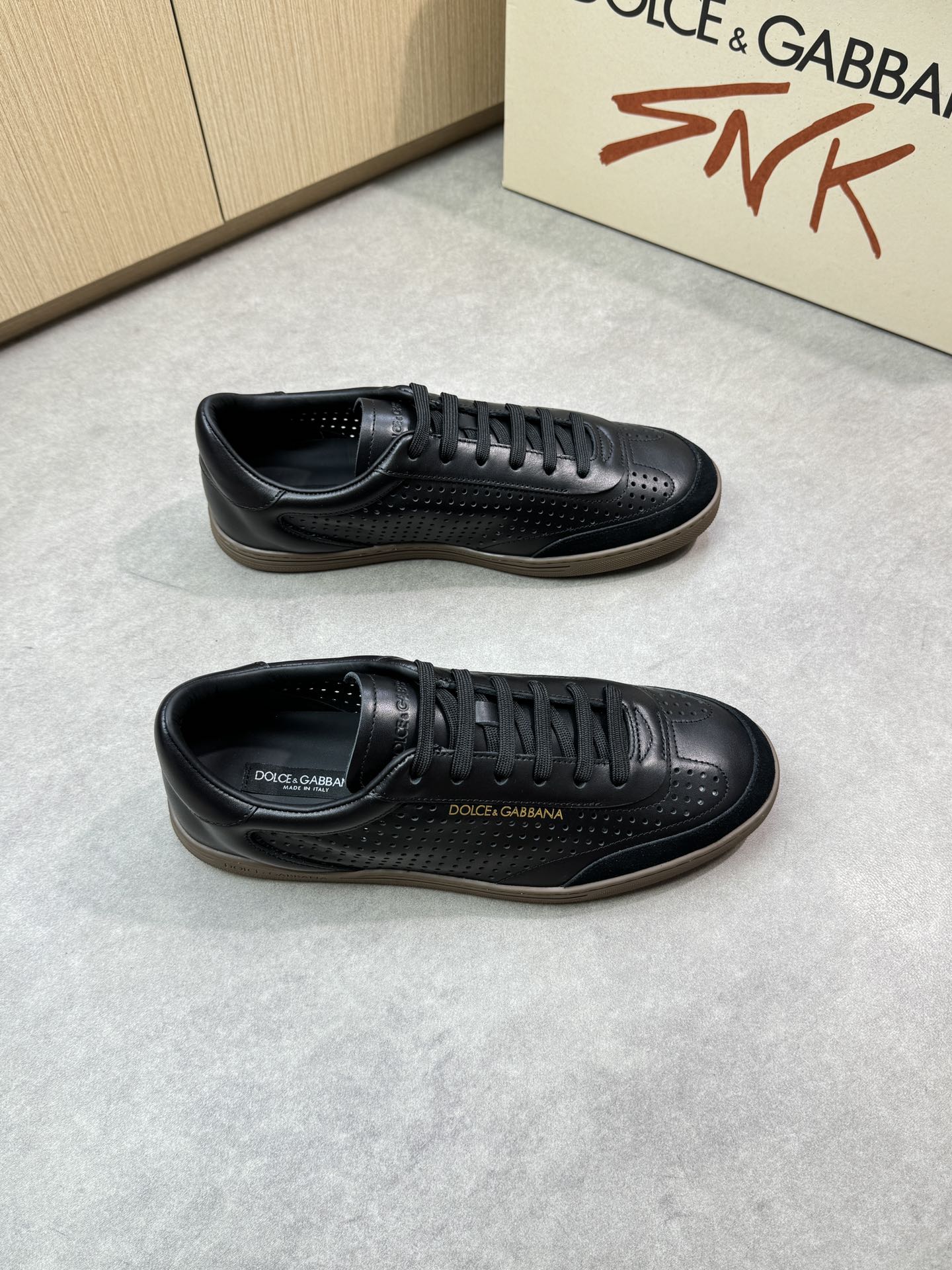 Dolce & Gabbana Men's Leather Perforated Lace Up Sneakers 2 i1746552042 1290 0