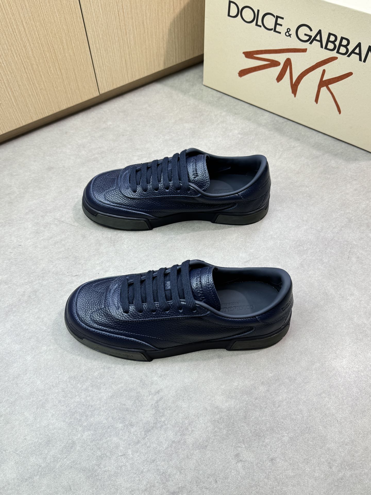 Dolce&Gabbana Leather Low-Top Sneakers Casual Shoes, Blue, Sizes 39-44 4 i1746552707 2960 2