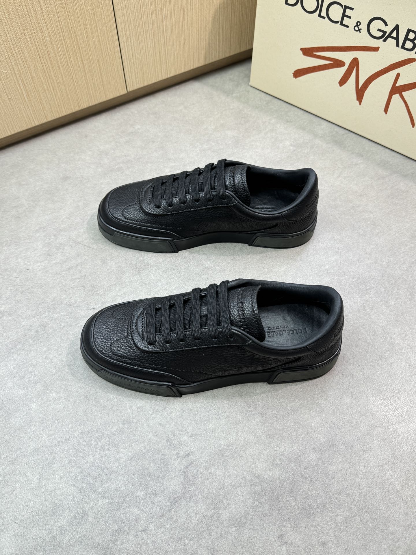 Dolce&Gabbana Men's Leather Low-Top Sneakers,Black,Sizes 39-44 4 i1746552756 3637 2
