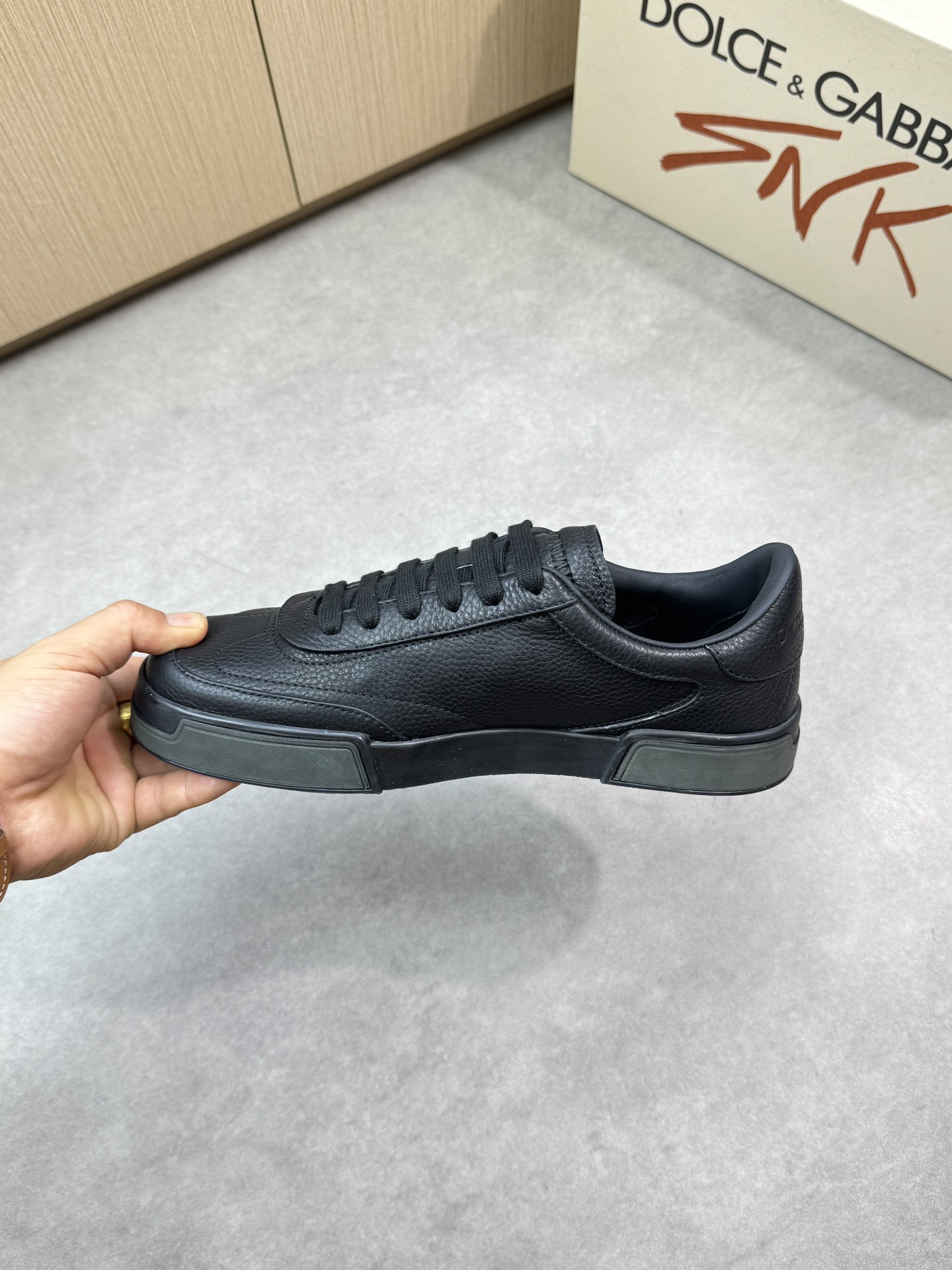 Dolce&Gabbana Men's Leather Low-Top Sneakers,Black,Sizes 39-44 6 i1746552756 9977 4
