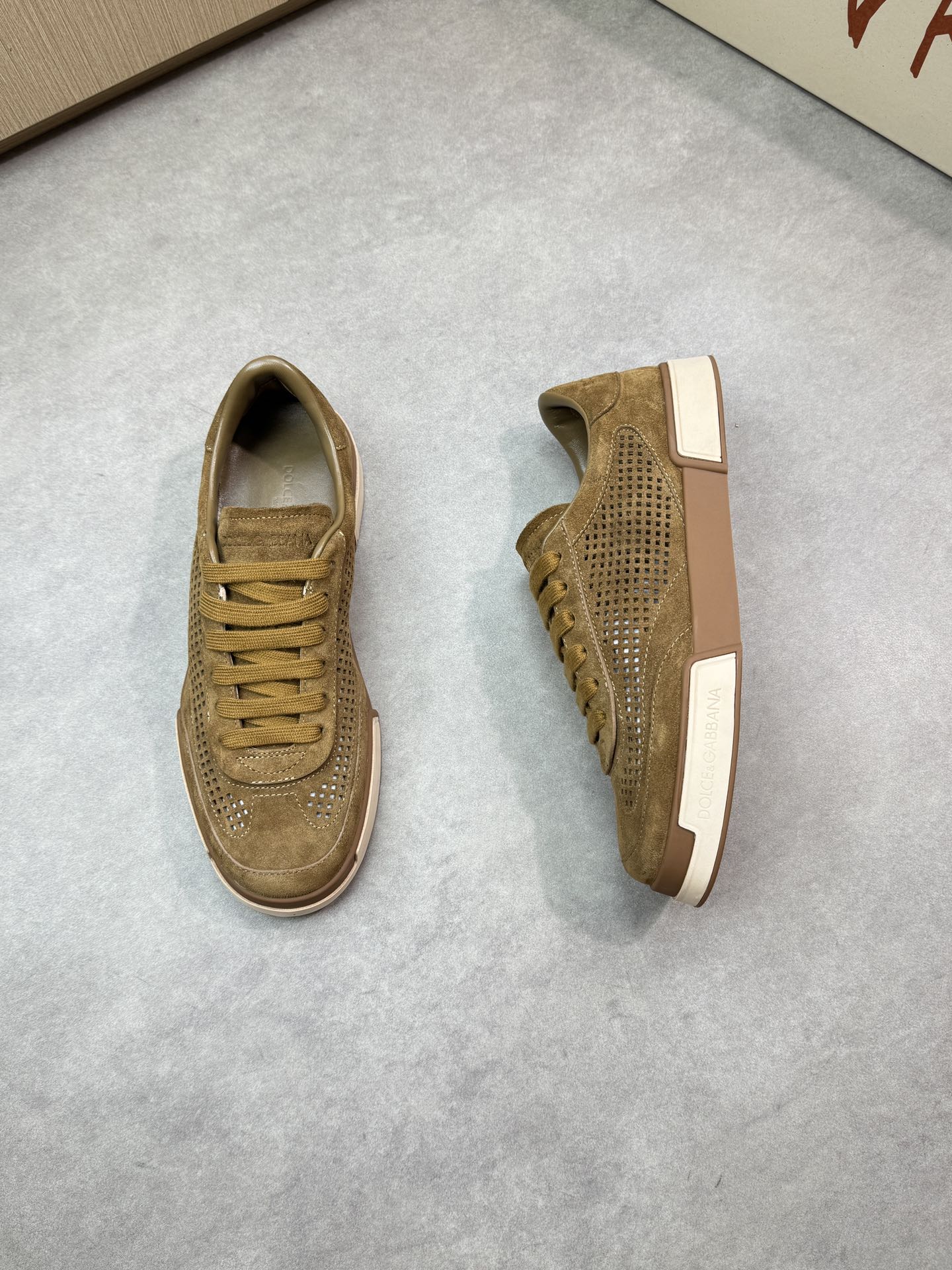 Dolce & Gabbana Men's Suede Leather Sneakers Comfortable Casual Shoes 3 i1746553024 2010 1
