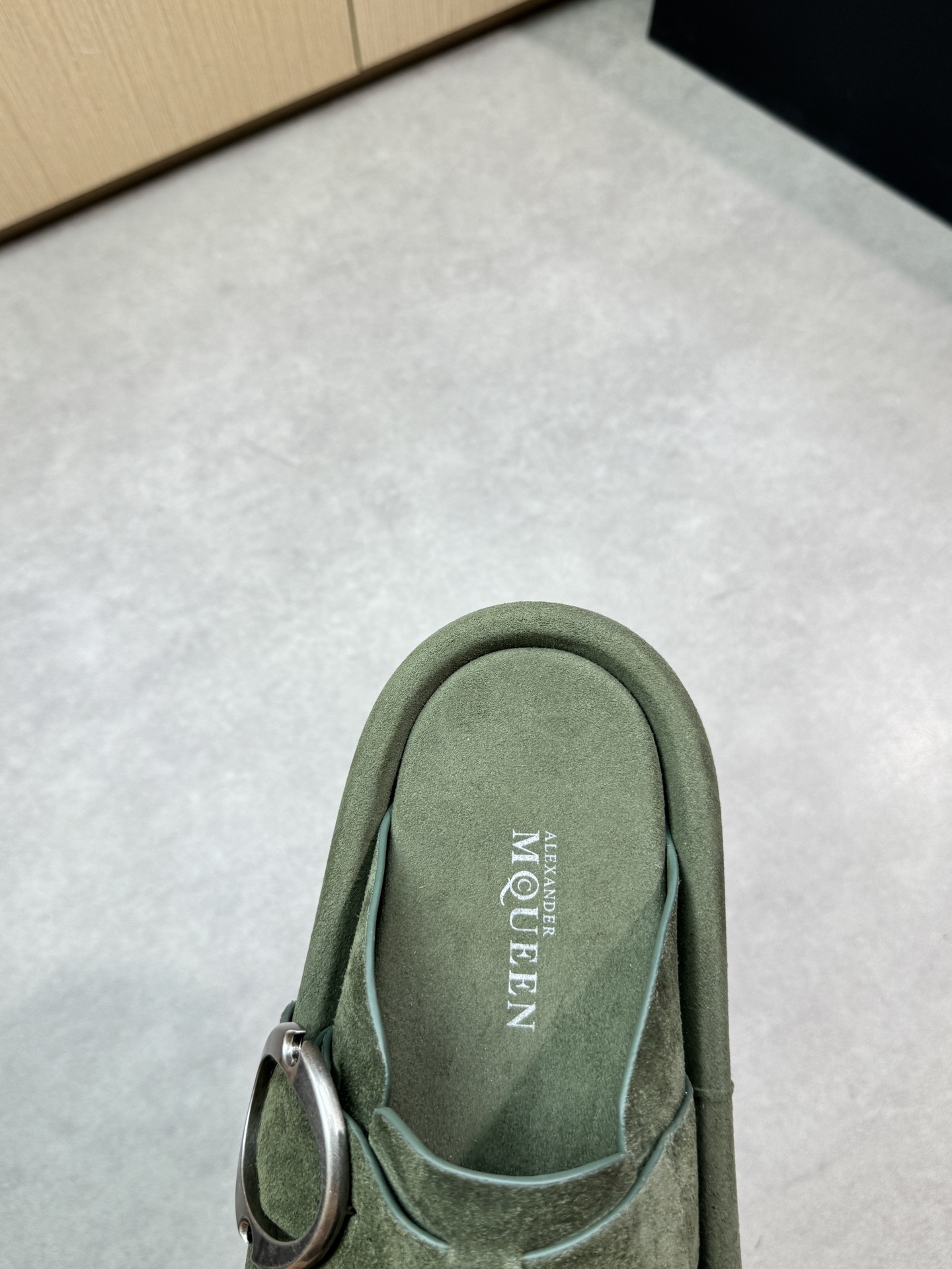 Alexander McQueen: Nappa Leather Buckle Sandals, Premium Quality 8 i1746553386 2190 6