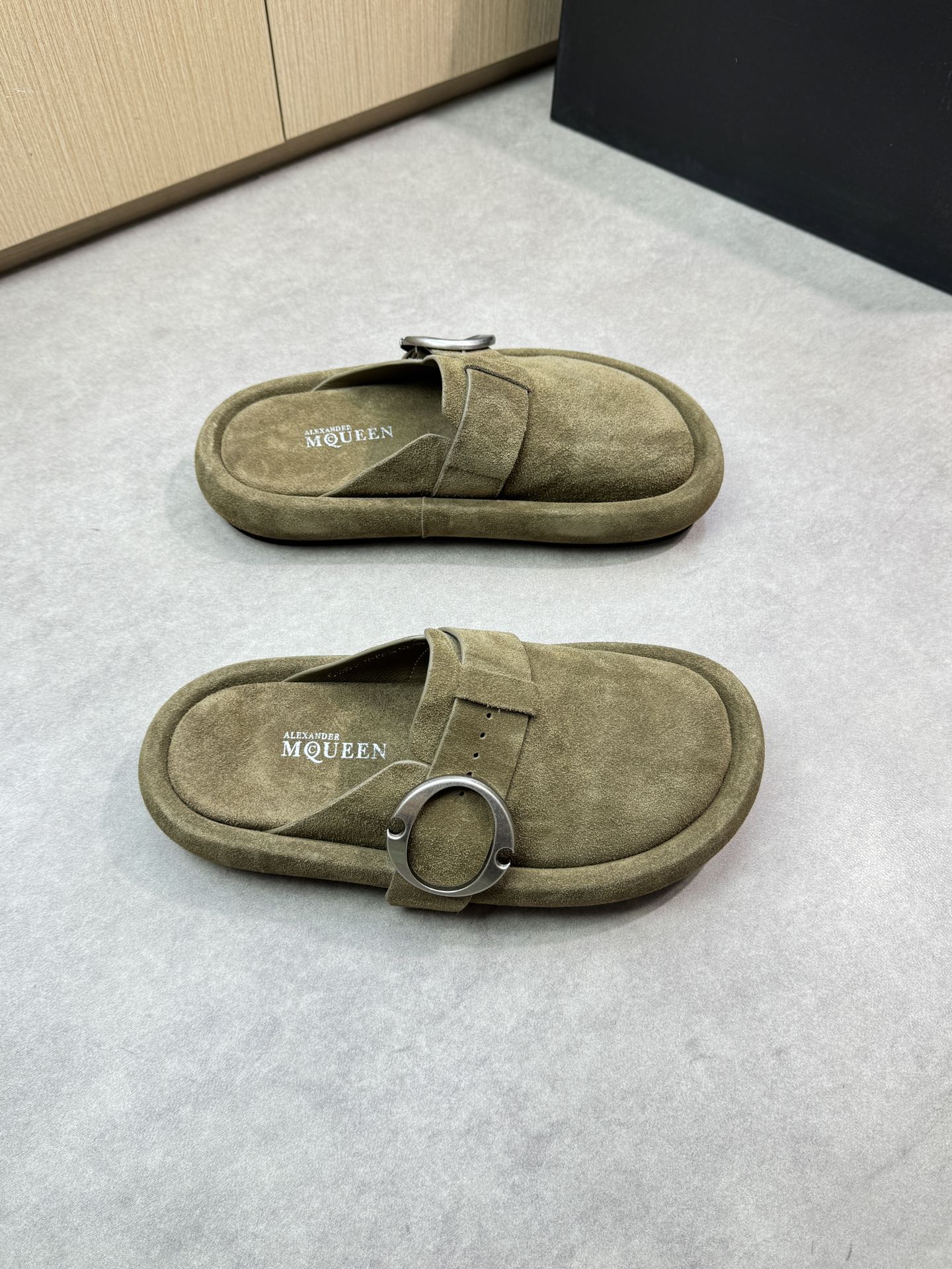 Alexander McQueen Leather Buckle Mule Sandals - Luxurious & Comfortable 1 Alexander McQueen Leather Buckle Mule Sandals - Luxurious & Comfortable