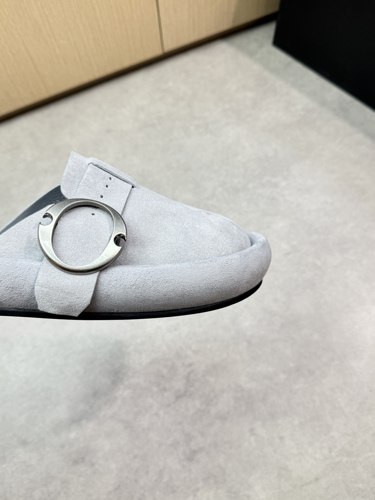 Alexander McQueen Women's Nappa Leather Buckle Light Gray Slide Sandals 9 i1746553556 2530 7