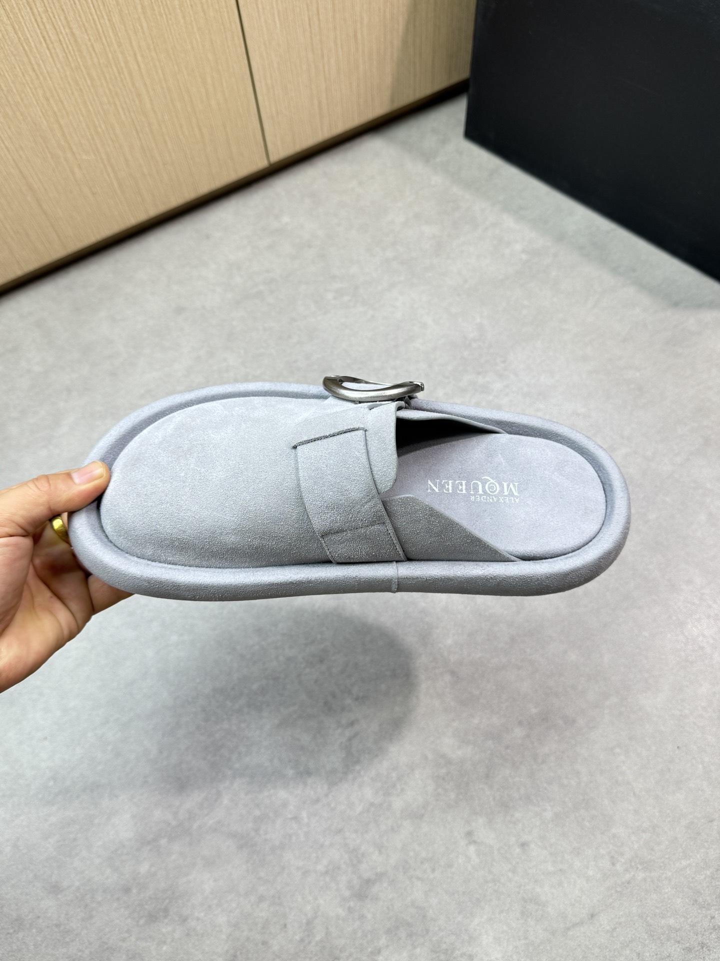 Alexander McQueen Women's Nappa Leather Buckle Light Gray Slide Sandals 6 i1746553556 3394 4