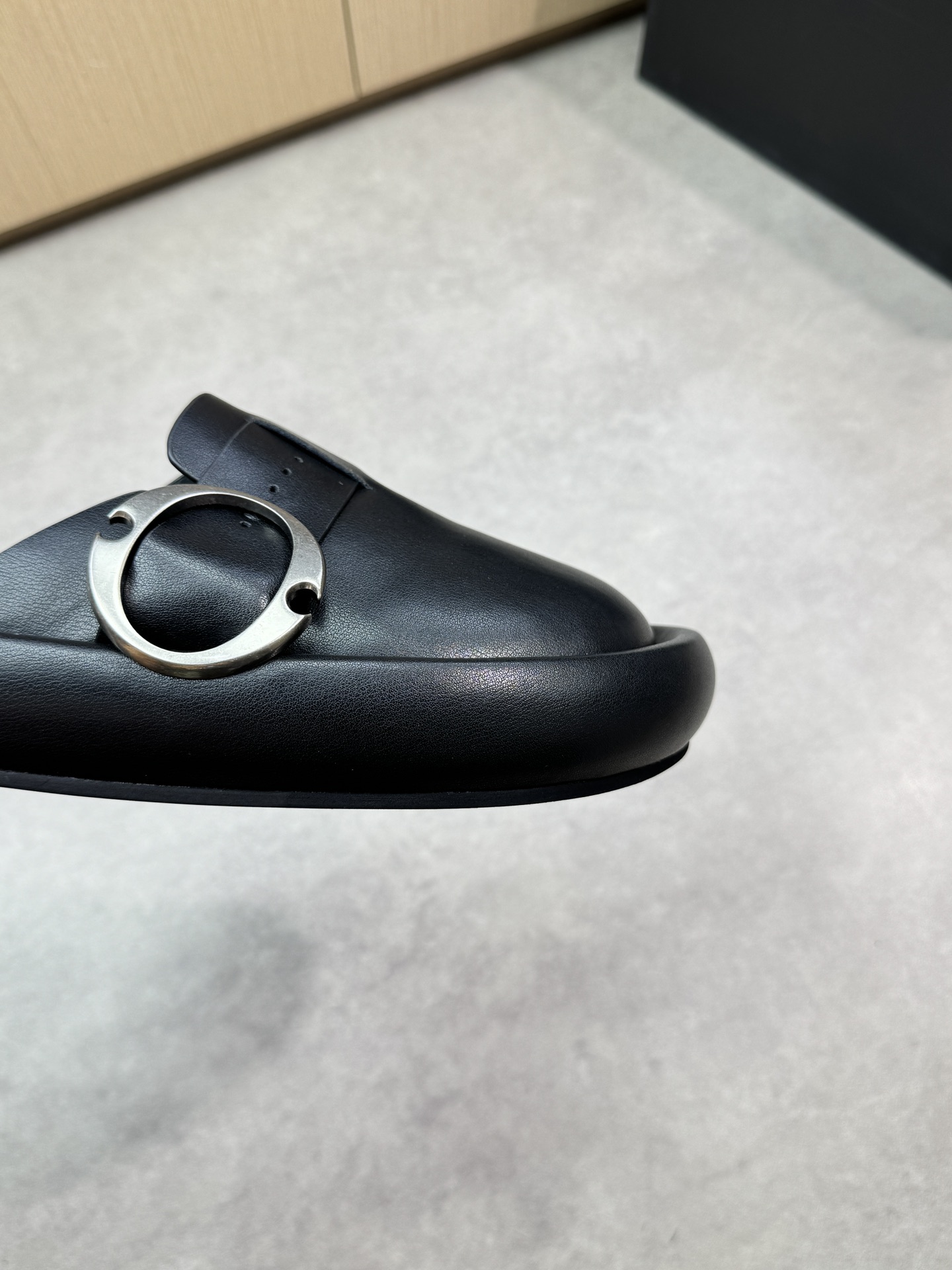 Alexander McQueen Leather Mules with Metal Buckle Detail - Premium Quality 9 i1746553583 309 7
