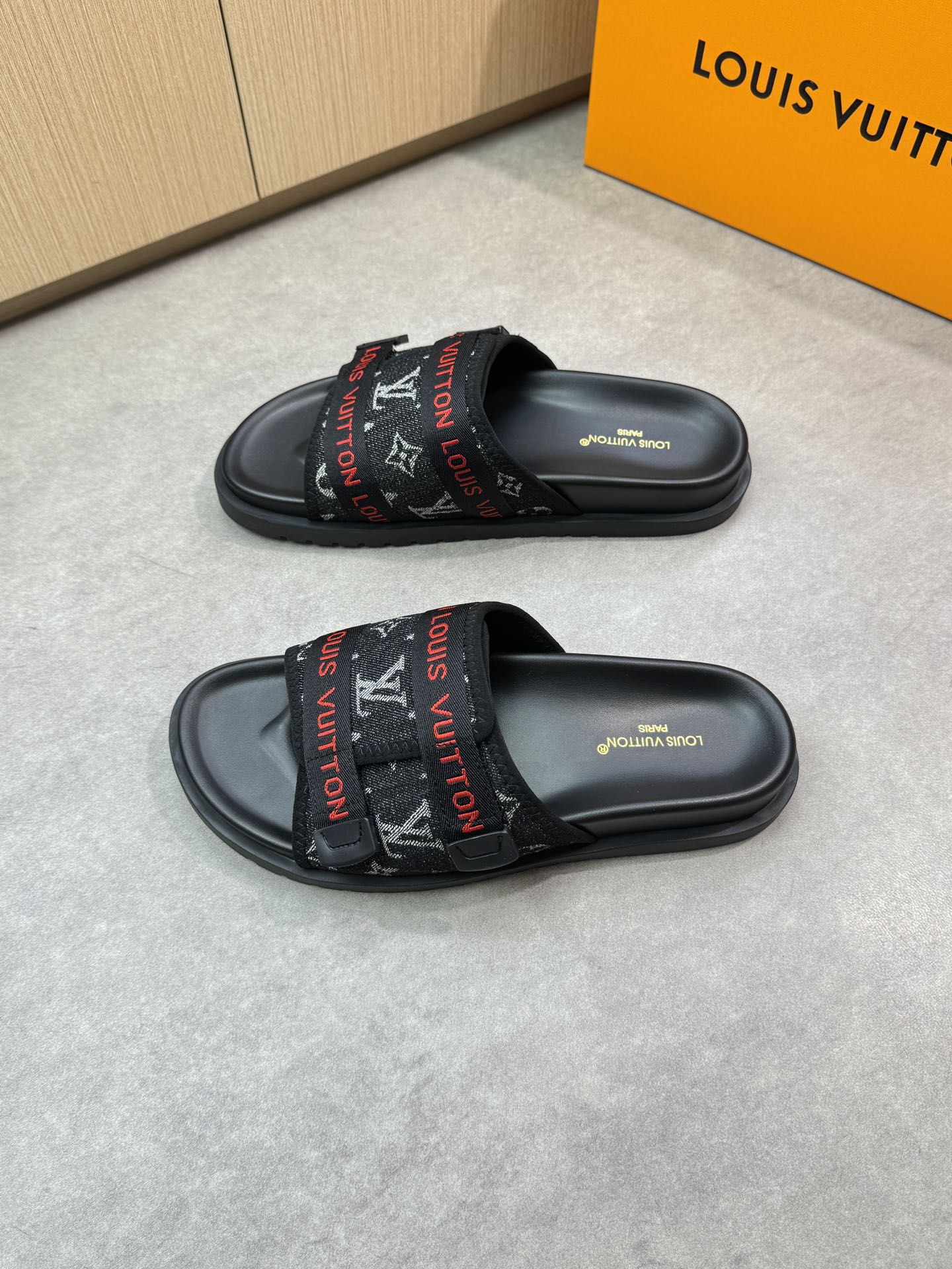Louis Vuitton Monogram Canvas Sandals - Stylish & Comfortable Slides 4 i1746636632 1283 2