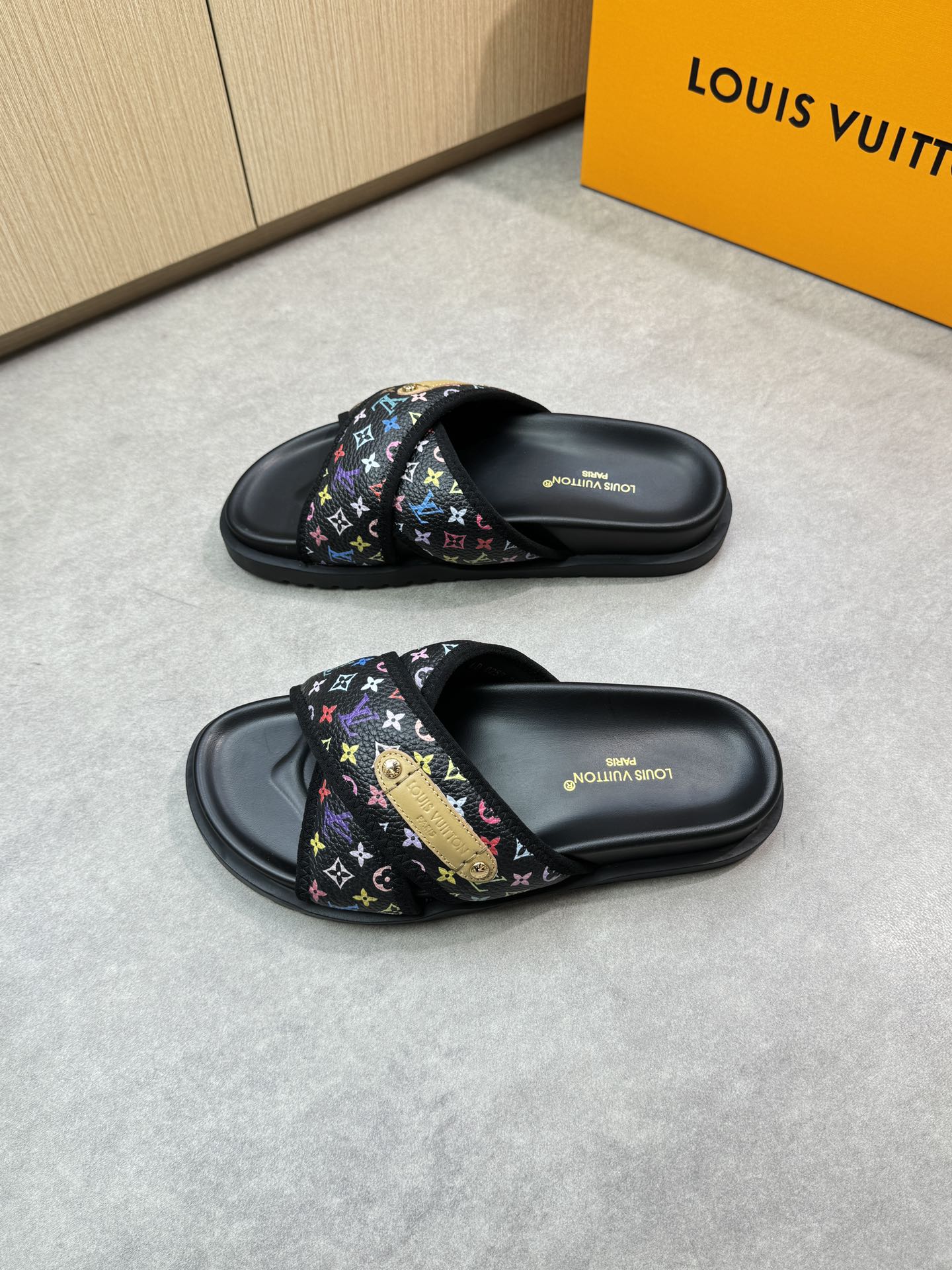 Louis Vuitton Casual Slides – Premium Quality Designer Sandals, Sizes 39-44 4 i1746637334 2869 2