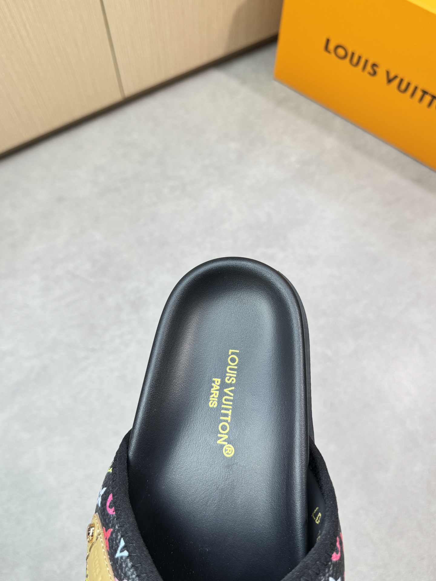 Louis Vuitton Casual Slides – Premium Quality Designer Sandals, Sizes 39-44 8 i1746637334 3445 6