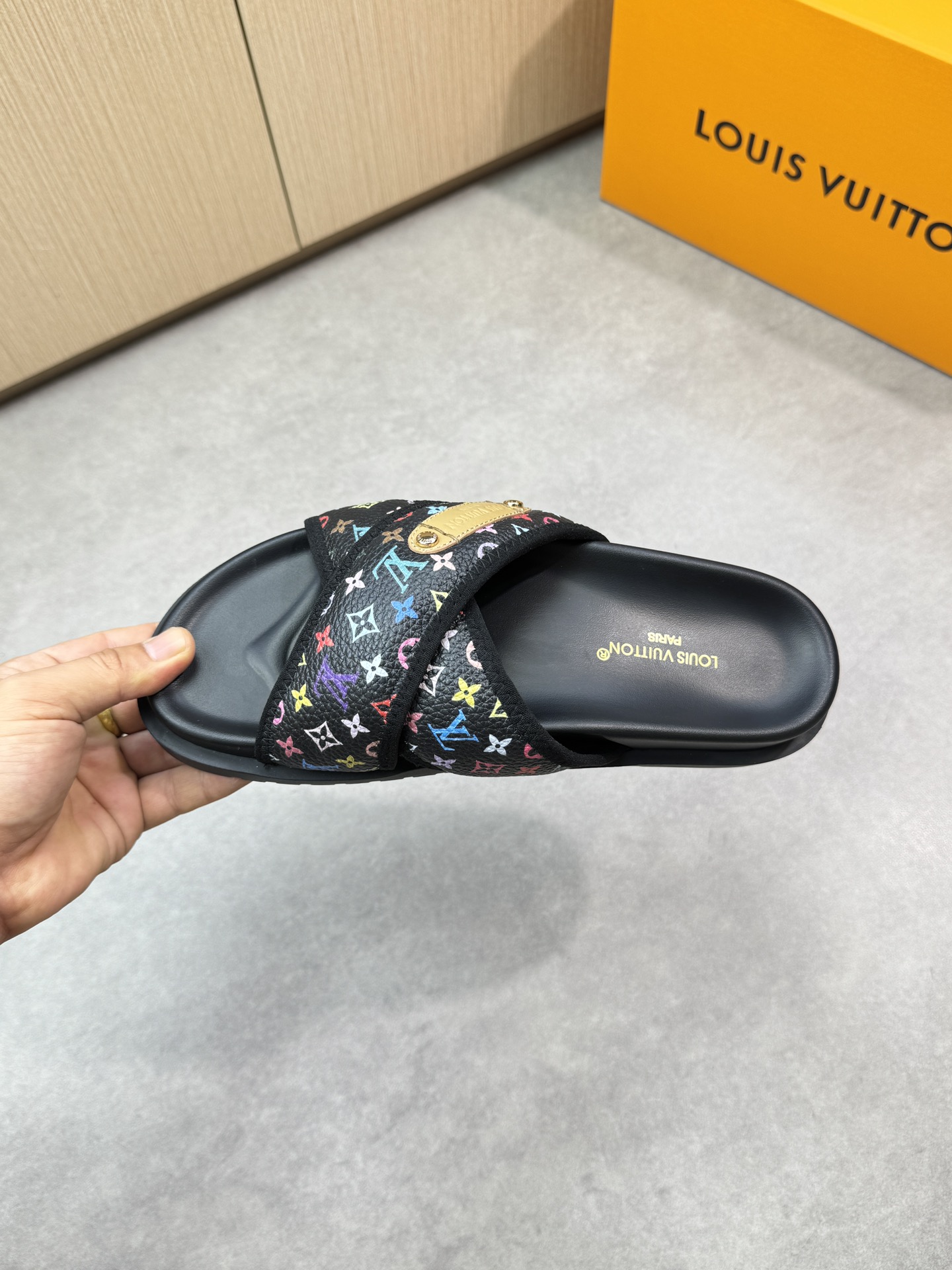 Louis Vuitton Casual Slides – Premium Quality Designer Sandals, Sizes 39-44 6 i1746637334 3905 4