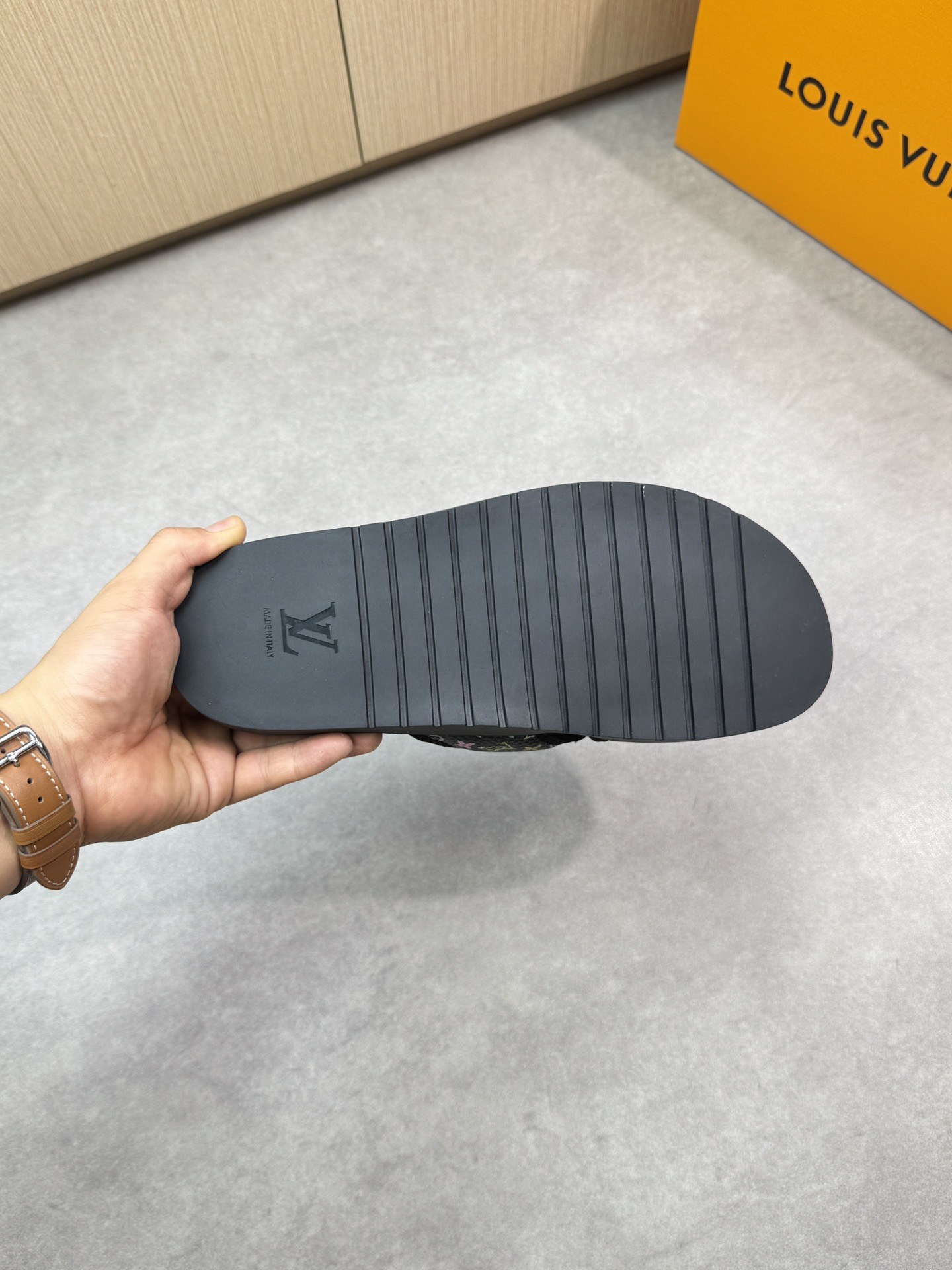 Louis Vuitton Casual Slides – Premium Quality Designer Sandals, Sizes 39-44 10 i1746637334 776 8