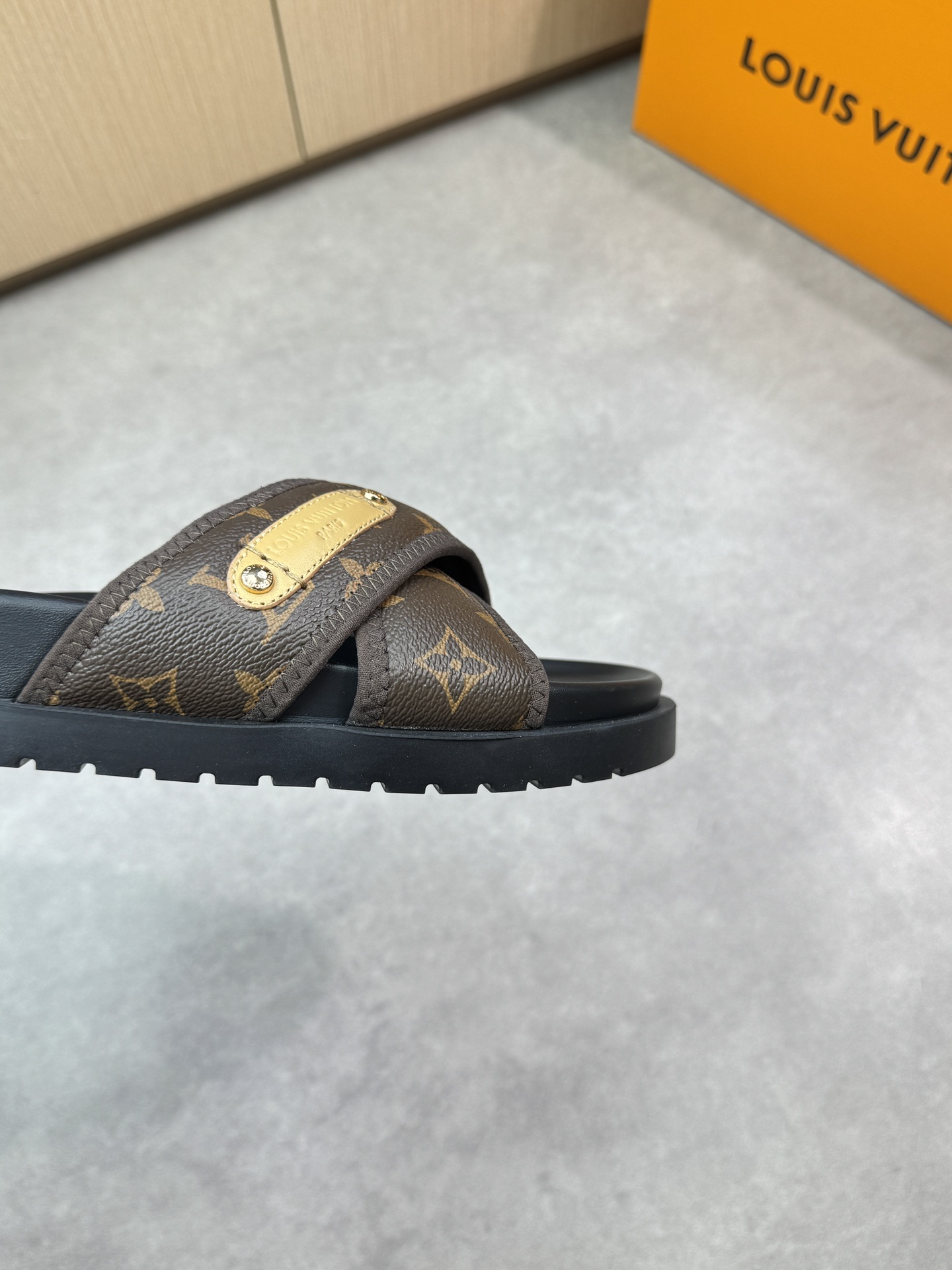 Louis Vuitton Monogram Canvas Sandals, Comfortable & Stylish, Size 39-44 9 i1746637365 4544 7