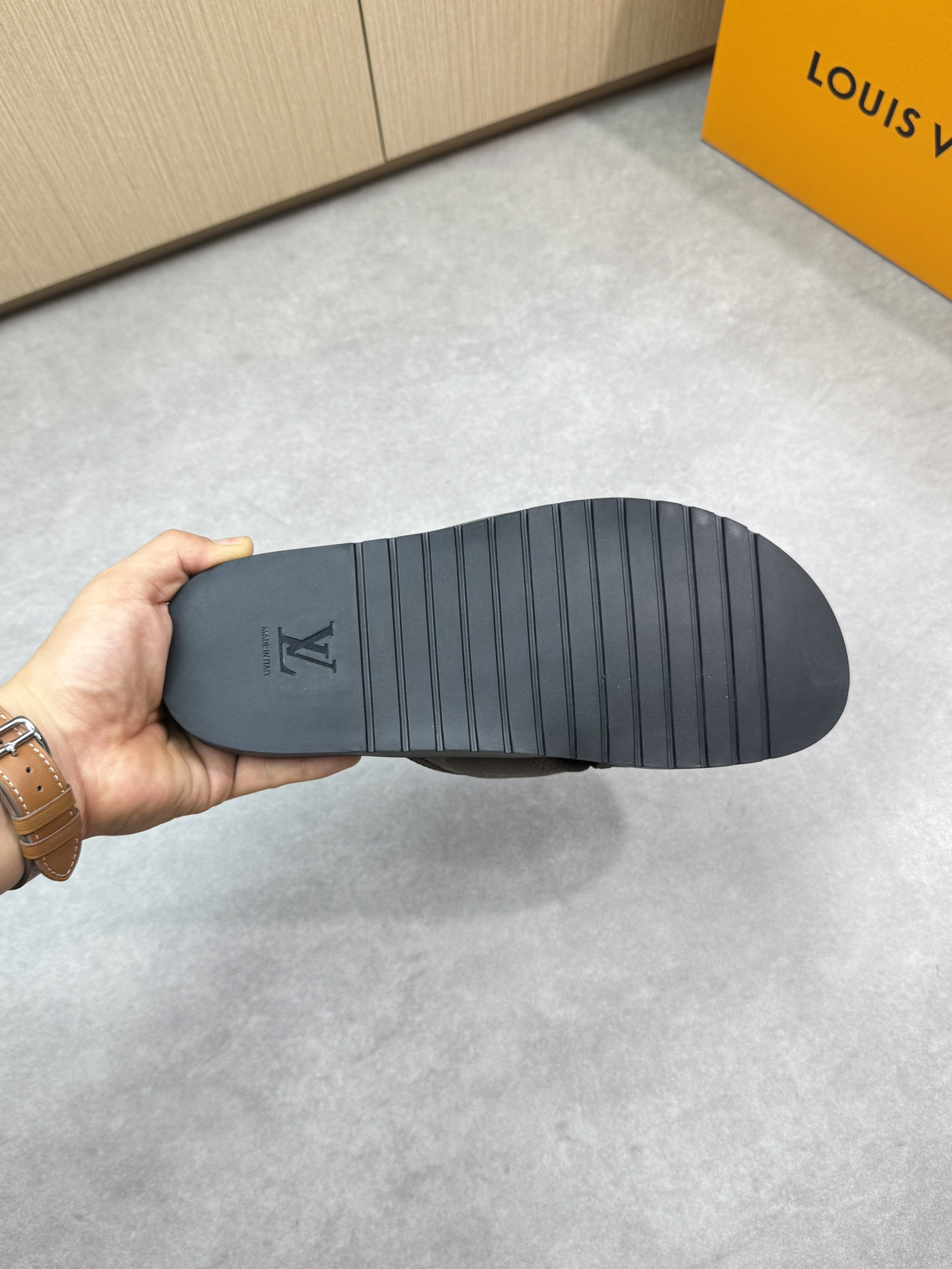 Louis Vuitton Monogram Canvas Sandals, Comfortable & Stylish, Size 39-44 10 i1746637365 5279 8
