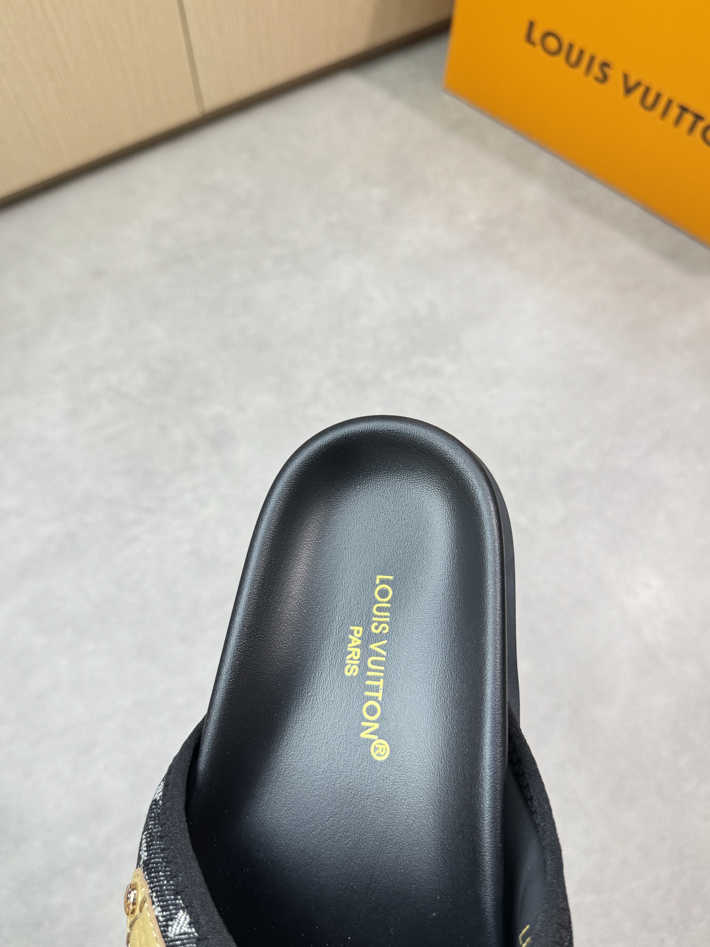Louis Vuitton Black Logo Cross Strap Sandals Luxury Comfort Slides 8 i1746637881 6081 6
