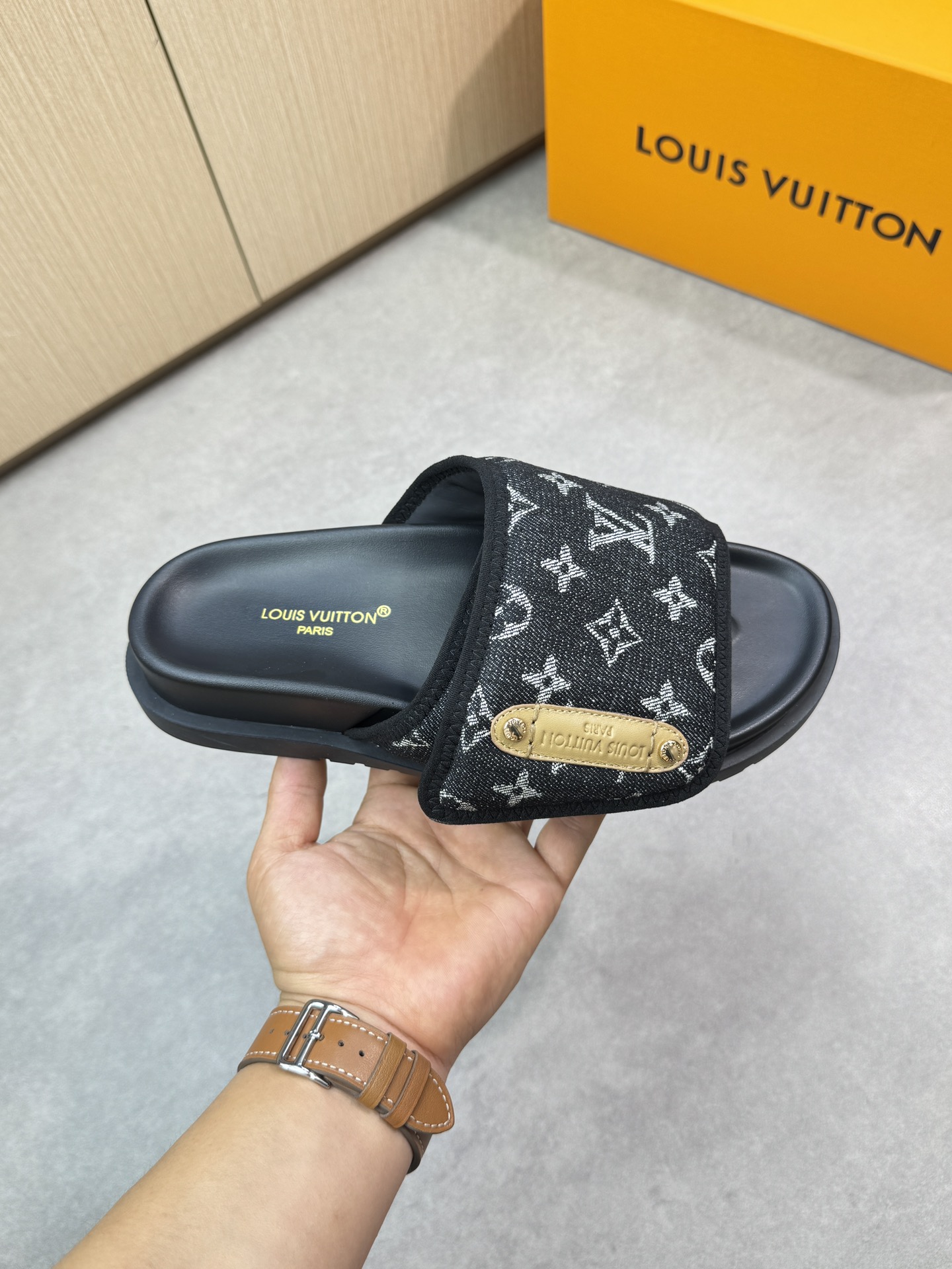 Louis Vuitton Monogram Canvas Sandal Comfortable Beach Pool Slides for Men 5 i1746638215 9584 3