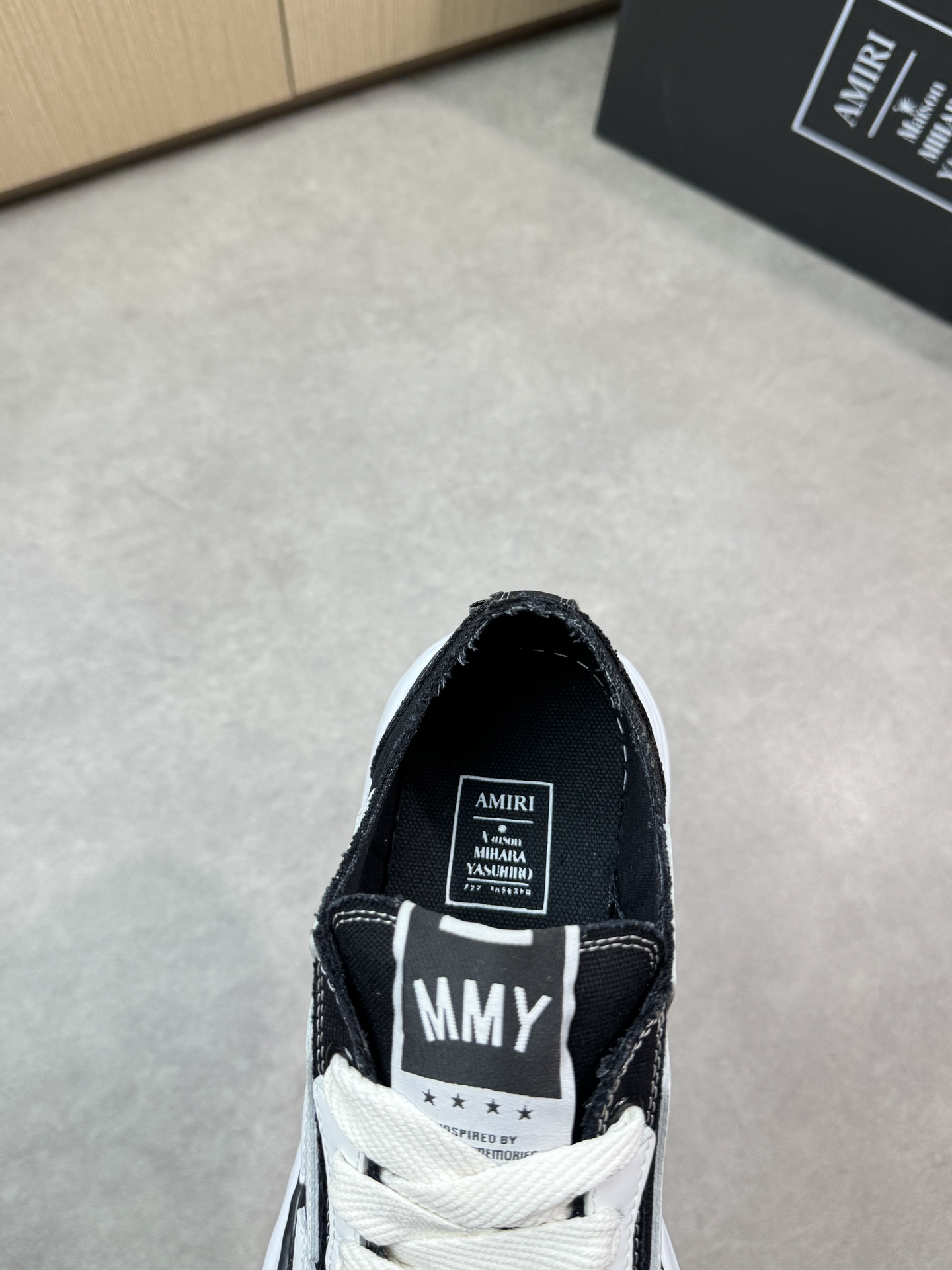 Amiri Bone Runner Sneakers - Premium Quality, Stylish and Comfortable 8 i1746723888 329 6