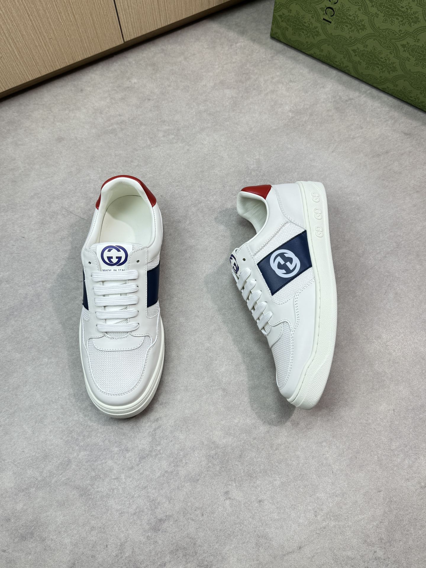 Gucci Men's Leather Sneaker with Interlocking G - White with Navy Stripe 3 i1746726341 3132 1
