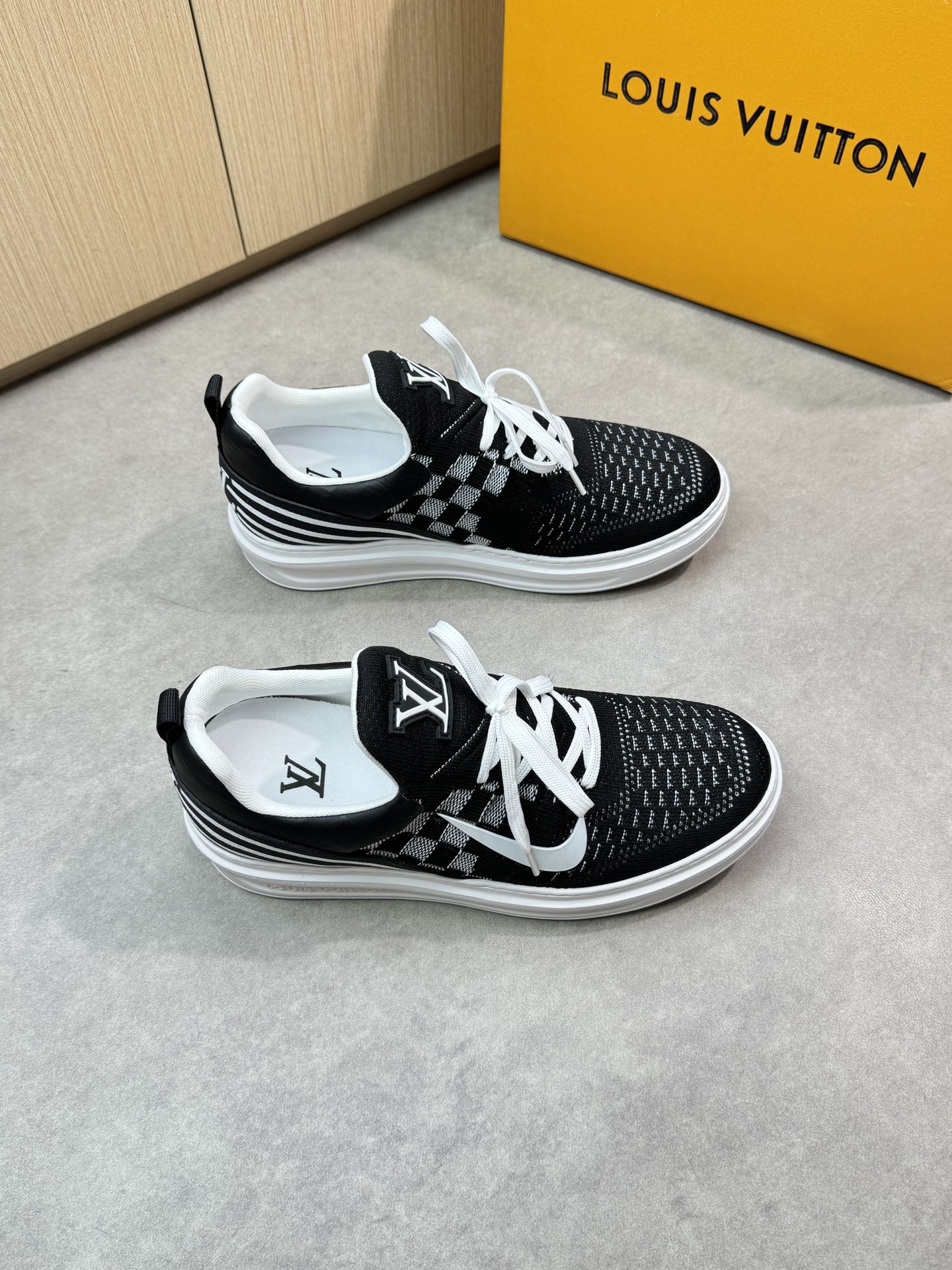 Louis Vuitton Men's Black Knit Sneakers With LV Logo, Size 39-44 1 Louis Vuitton Men's Black Knit Sneakers With LV Logo, Size 39-44