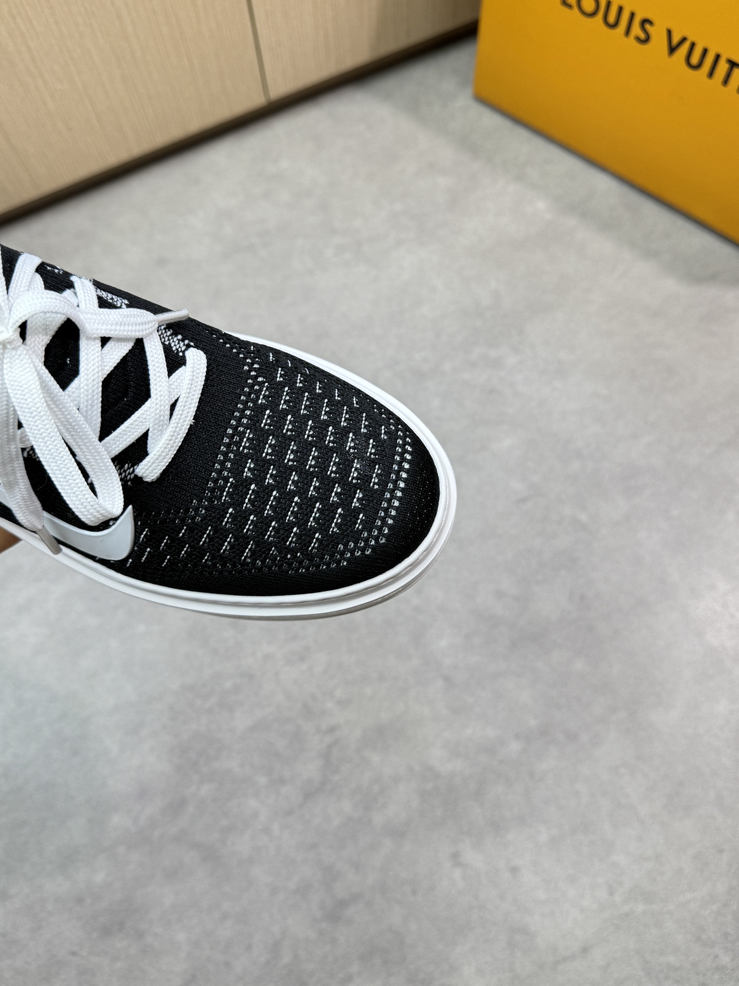 Louis Vuitton Men's Black Knit Sneakers With LV Logo, Size 39-44 7 i1746726877 4840 5