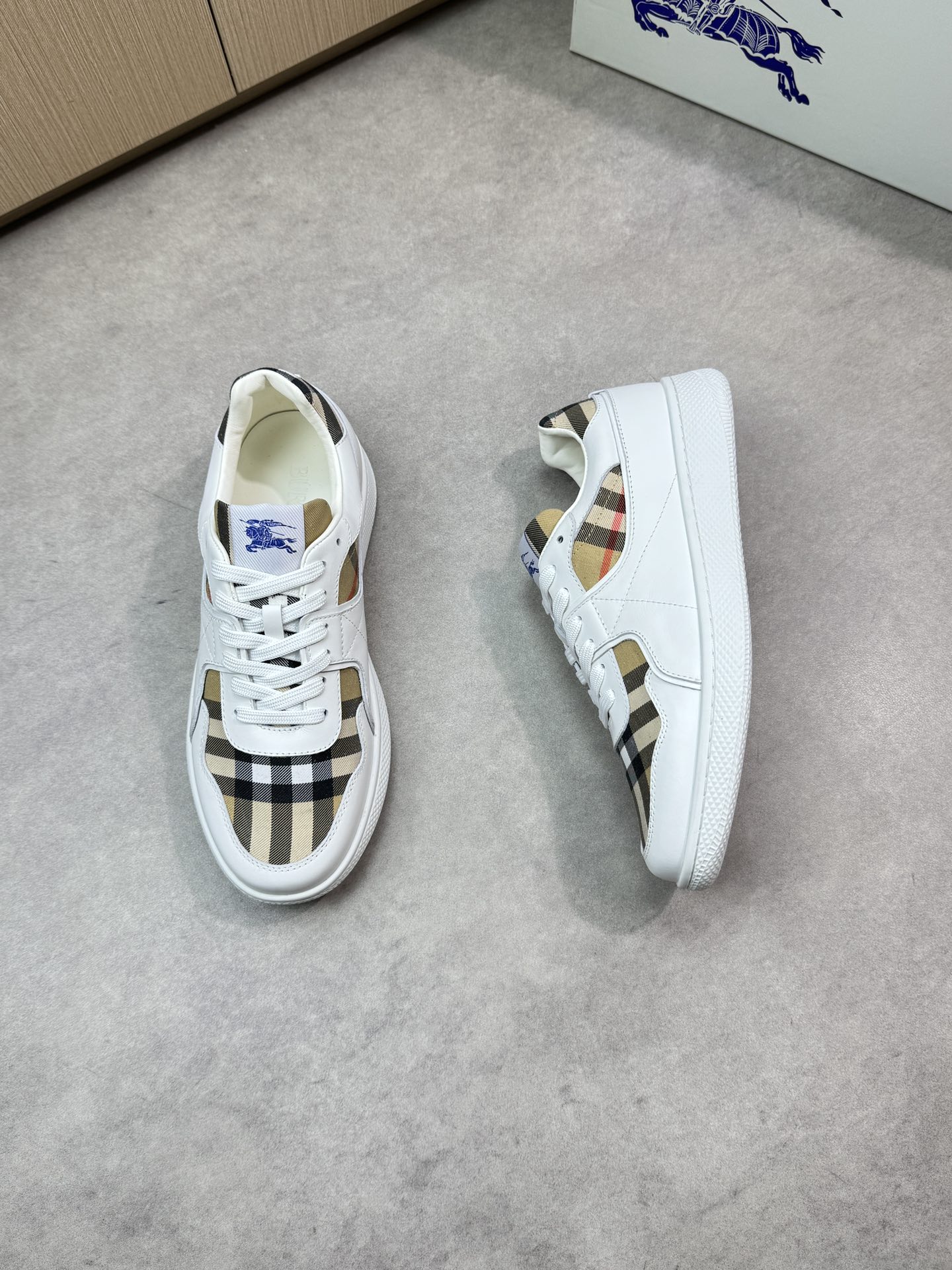 Burberry Men's White Leather & Check Sneakers - Premium Quality & Comfort 3 i1746982845 9138 1
