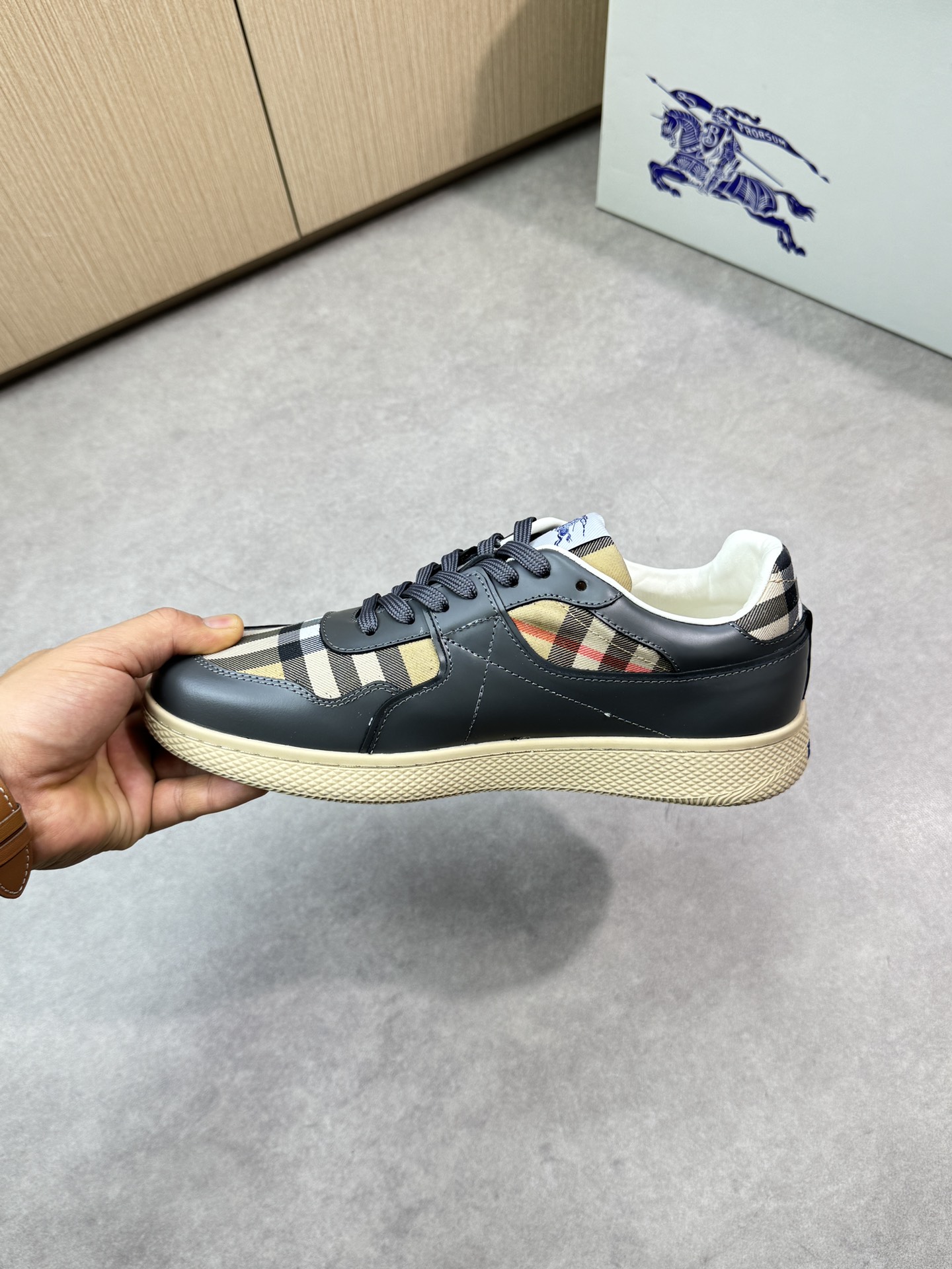 Burberry Men's Leather and Check Casual Sneakers - Classic Style 6 i1746983756 3146 4