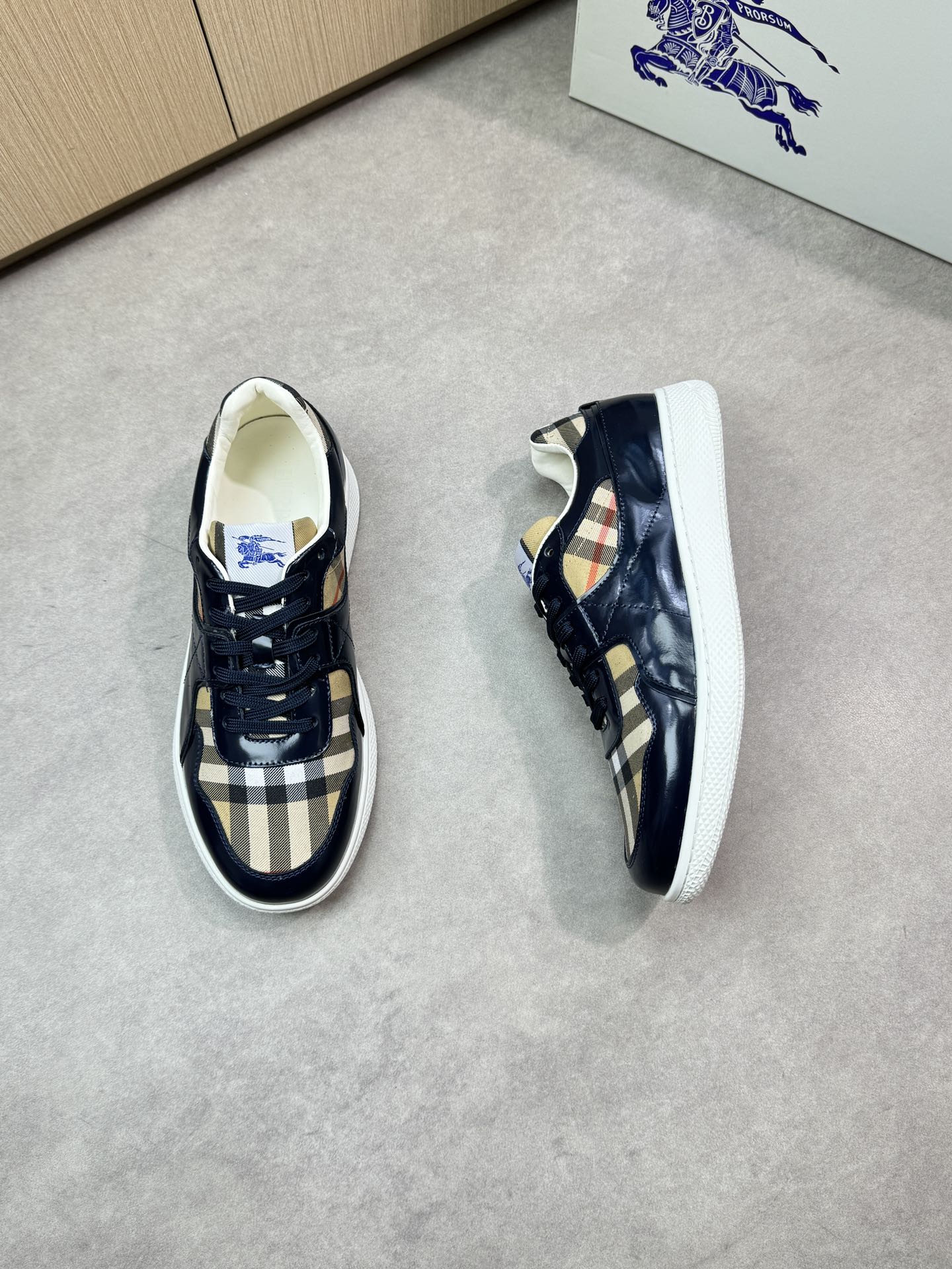 Burberry Men's Leather-Trimmed Check Sneakers, Classic Design 38-44 3 i1746983770 9043 1