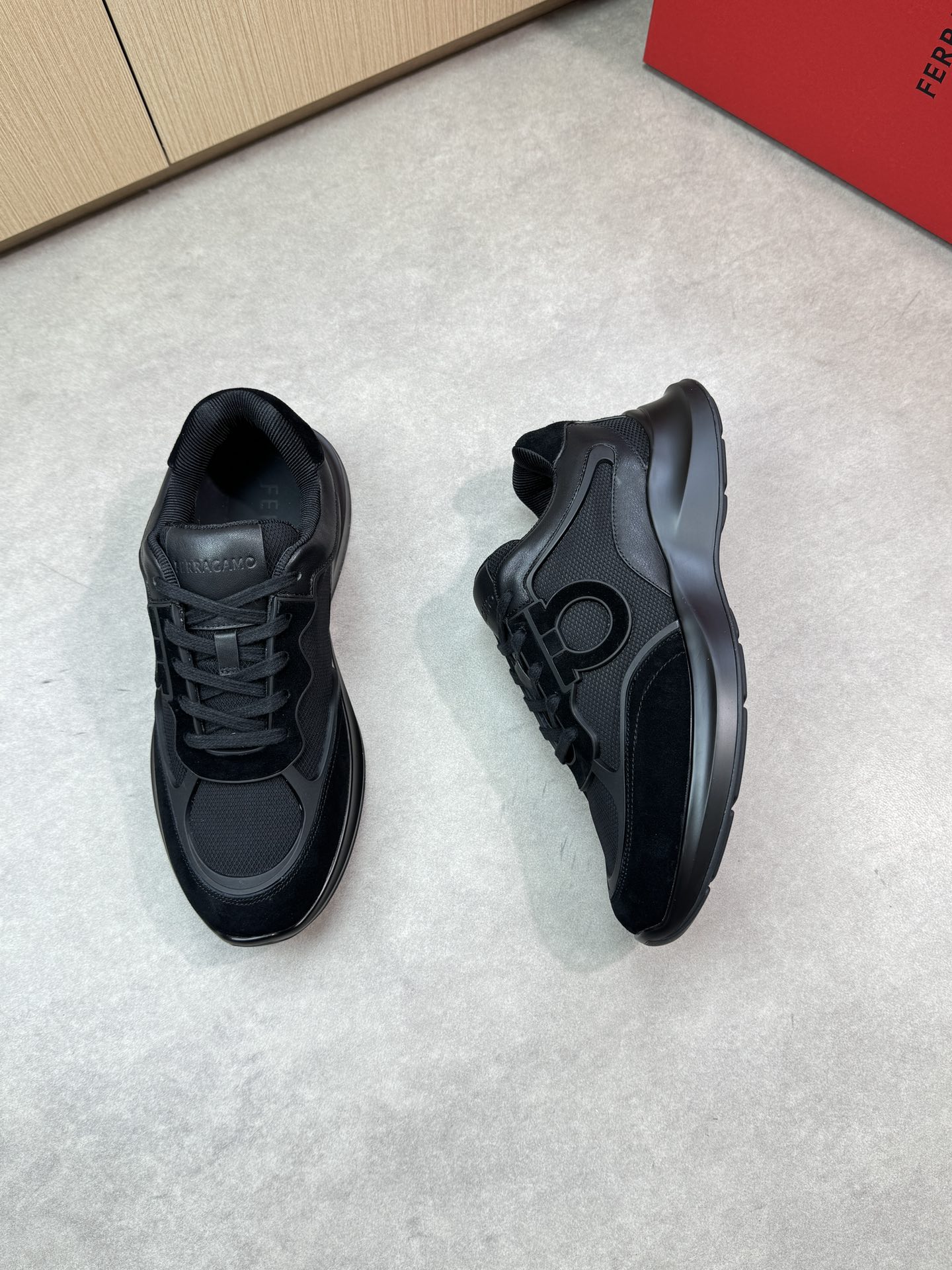 [Ferragamo Men