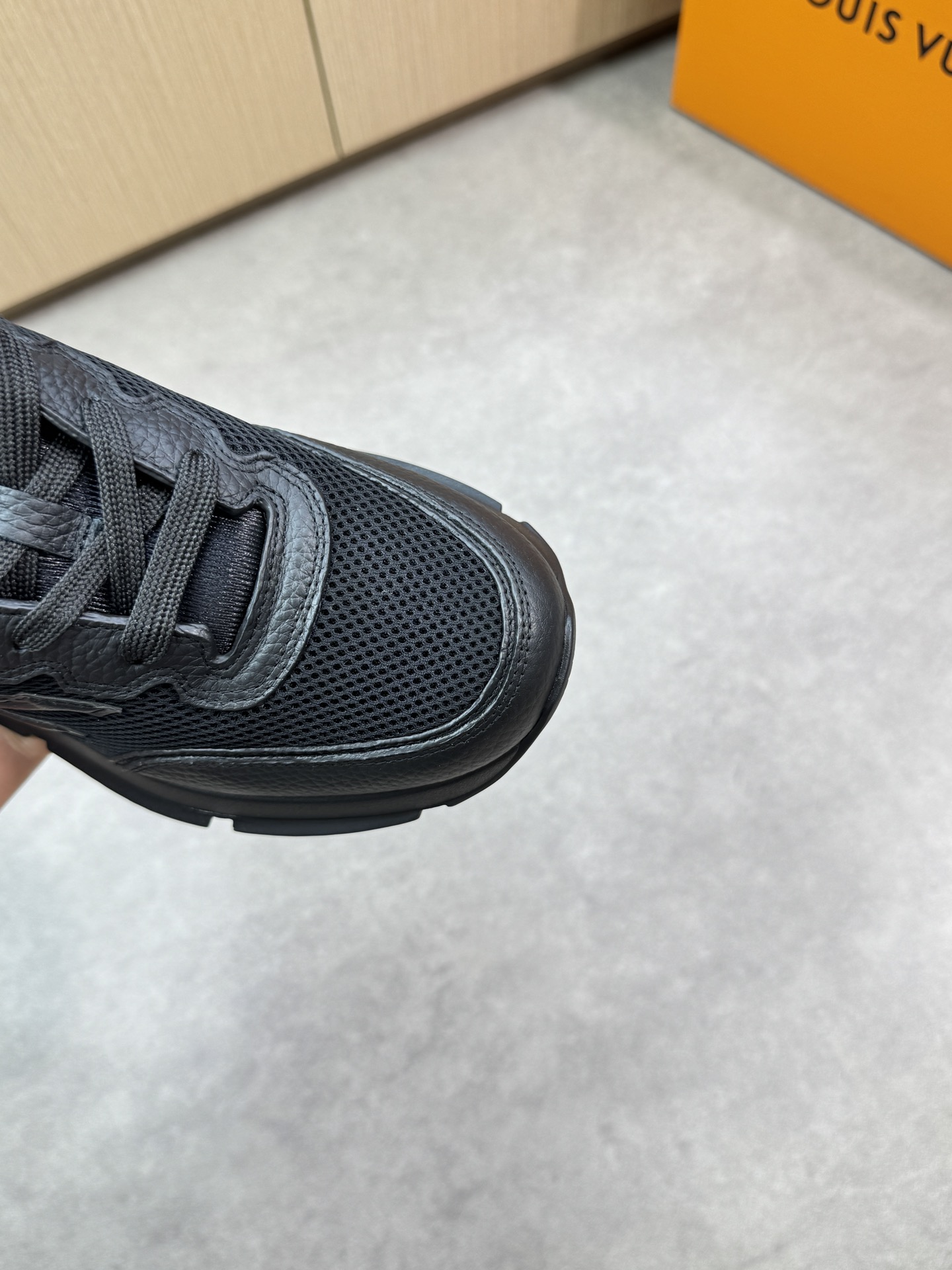 Louis Vuitton Men's and Women's Casual Sneakers in Black Leather 6 i1748538943 753 5