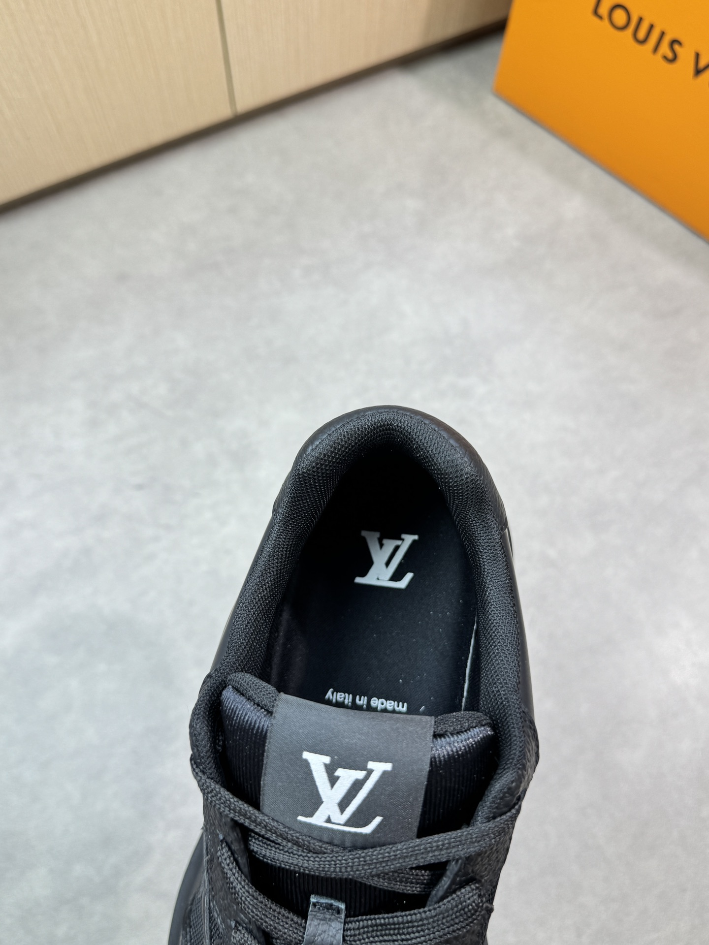 Louis Vuitton Men's and Women's Black Leather Casual Sneakers 7 i1748538983 1928 6