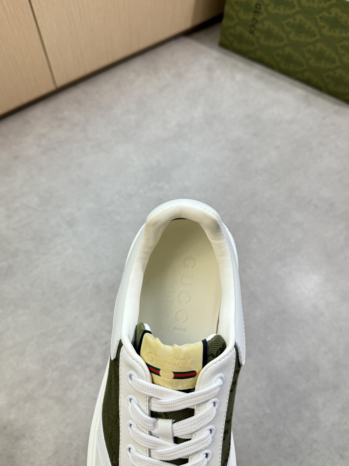 Gucci Men's Napa Leather Sneakers with Green Brand Pattern - GC0372 7 i1755016904 1988 6