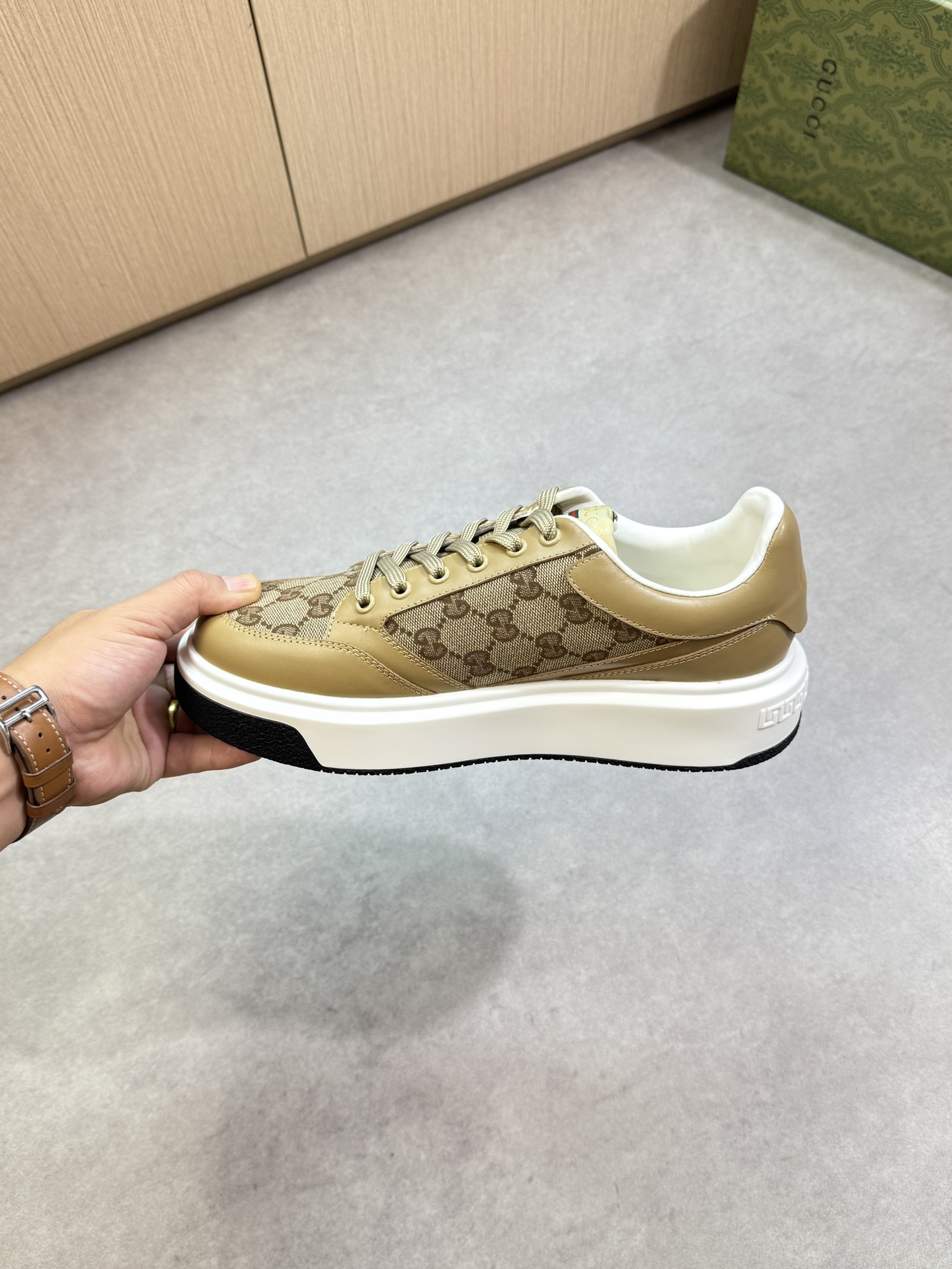Gucci Monogram Leather Trim Sneakers, Iconic Design, Comfortable and Stylish 6 i1755016976 5328 4