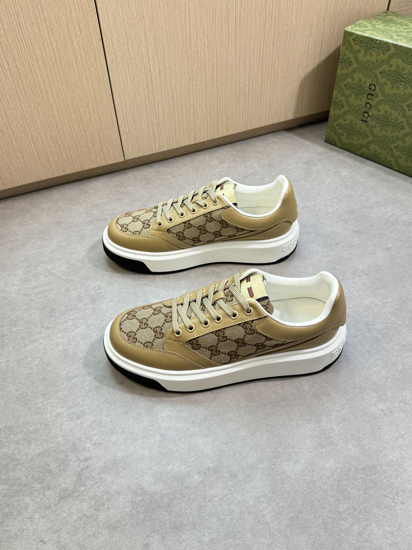 Gucci Monogram Leather Trim Sneakers, Iconic Design, Comfortable and Stylish 4 i1755016976 9279 2