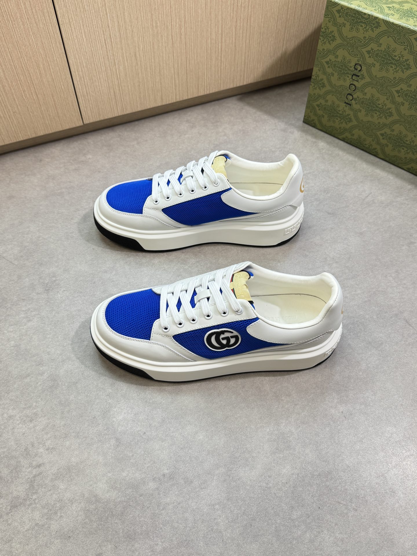 Gucci Men's Blue and White Leather and Mesh Lace-Up Sneakers 3 i1755017512 1623 2
