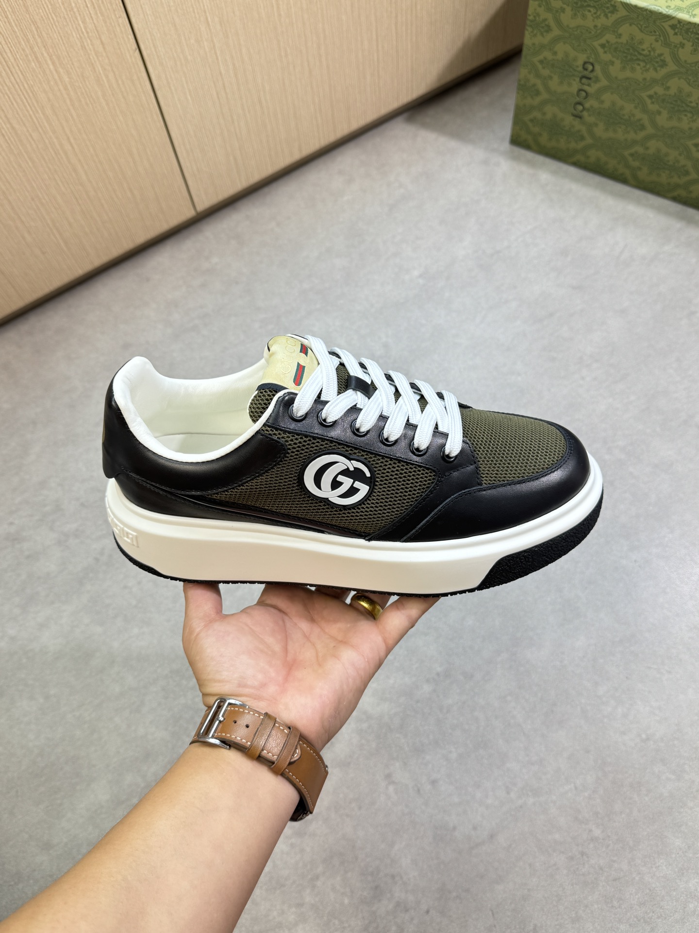 Gucci Men's Leather Trimmed Mesh Sneakers with Interlocking GG Logo 5 i1755017640 3508 3