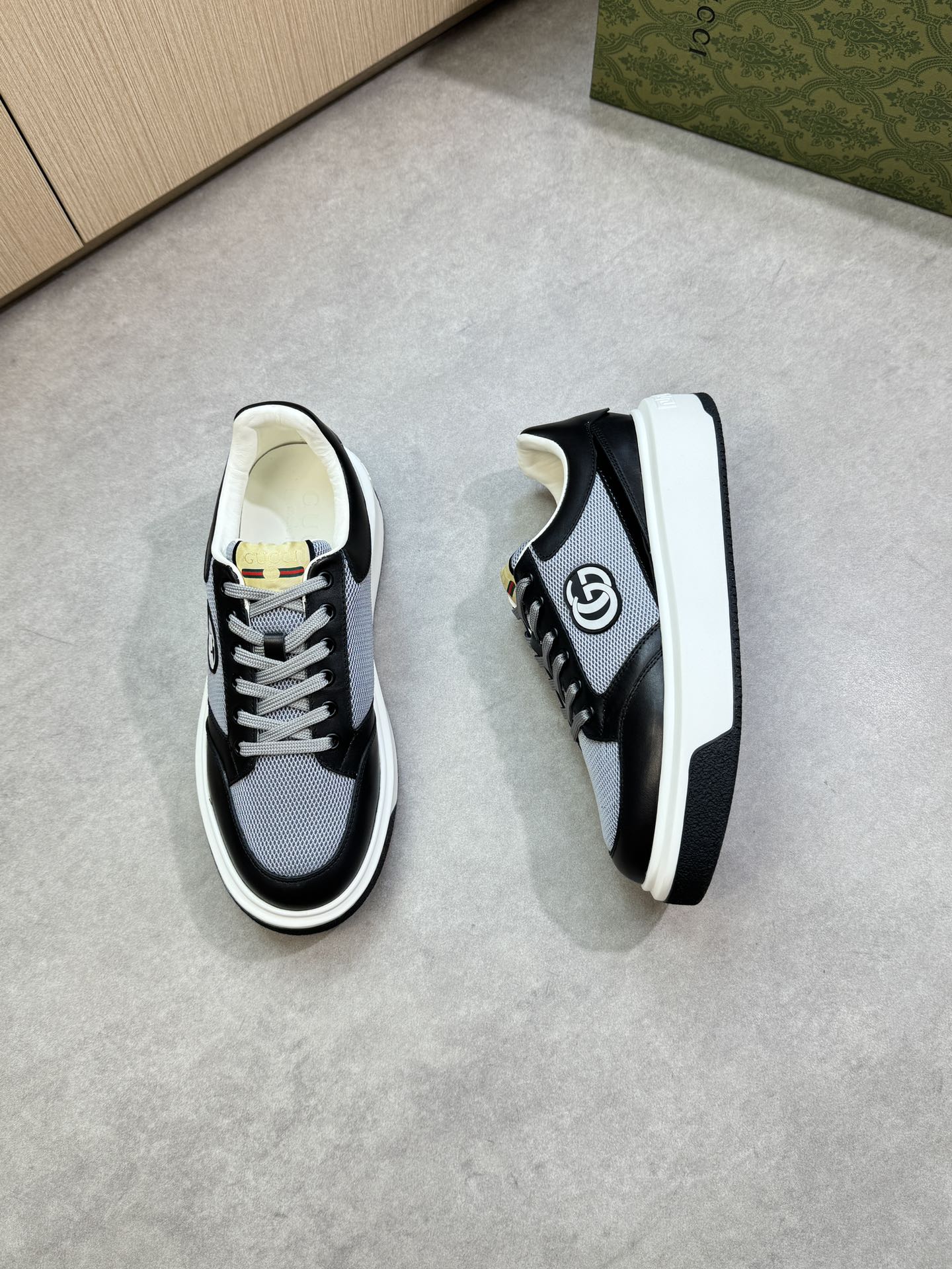 Gucci Men's Leather Trim Sneakers with GG Logo, Black and Grey 2 i1755017655 375 1
