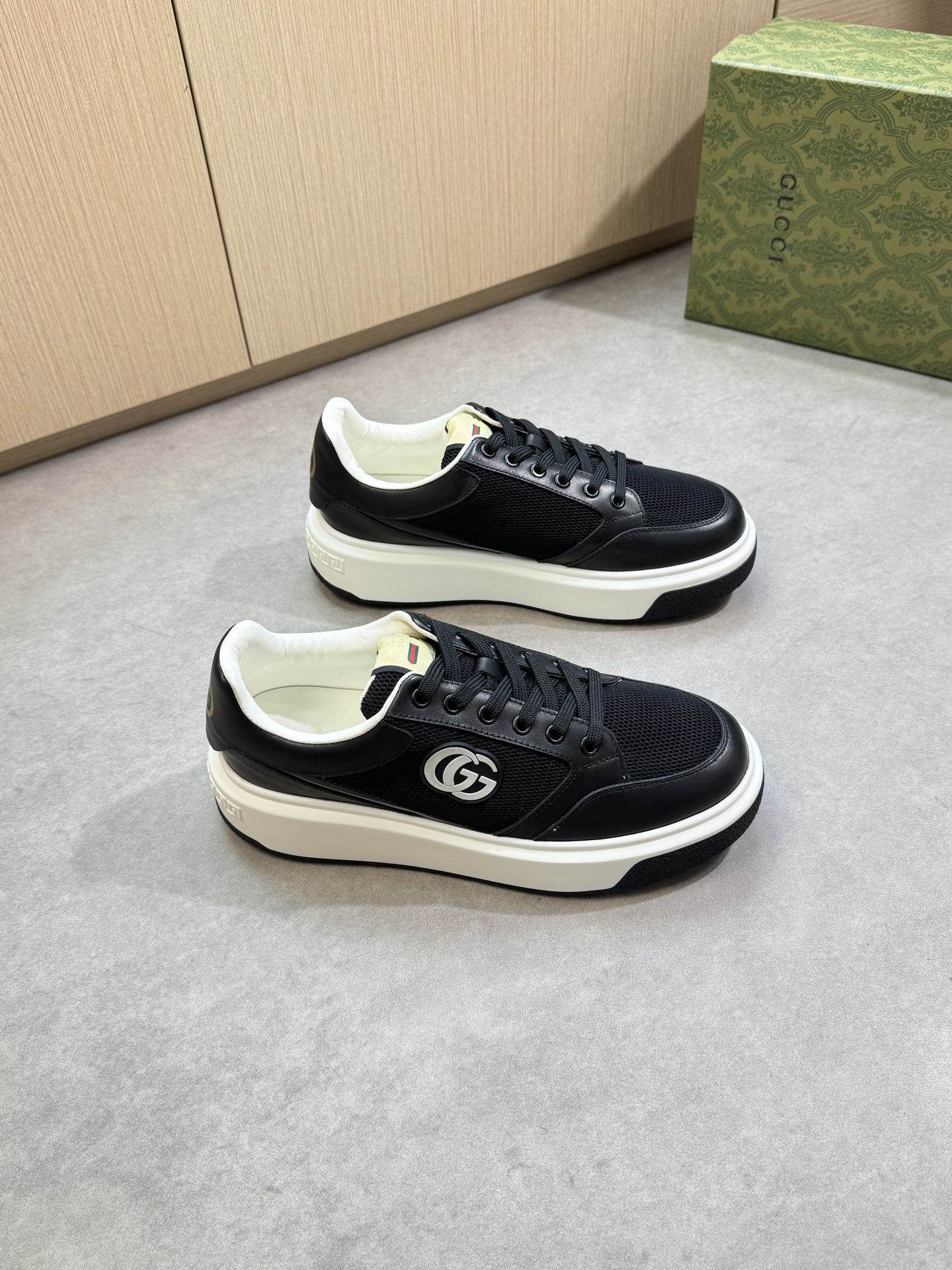 Gucci Leather and Mesh Lace-Up Sneakers - Iconic Style, Supreme Comfort 1 i1755017675 6806 0