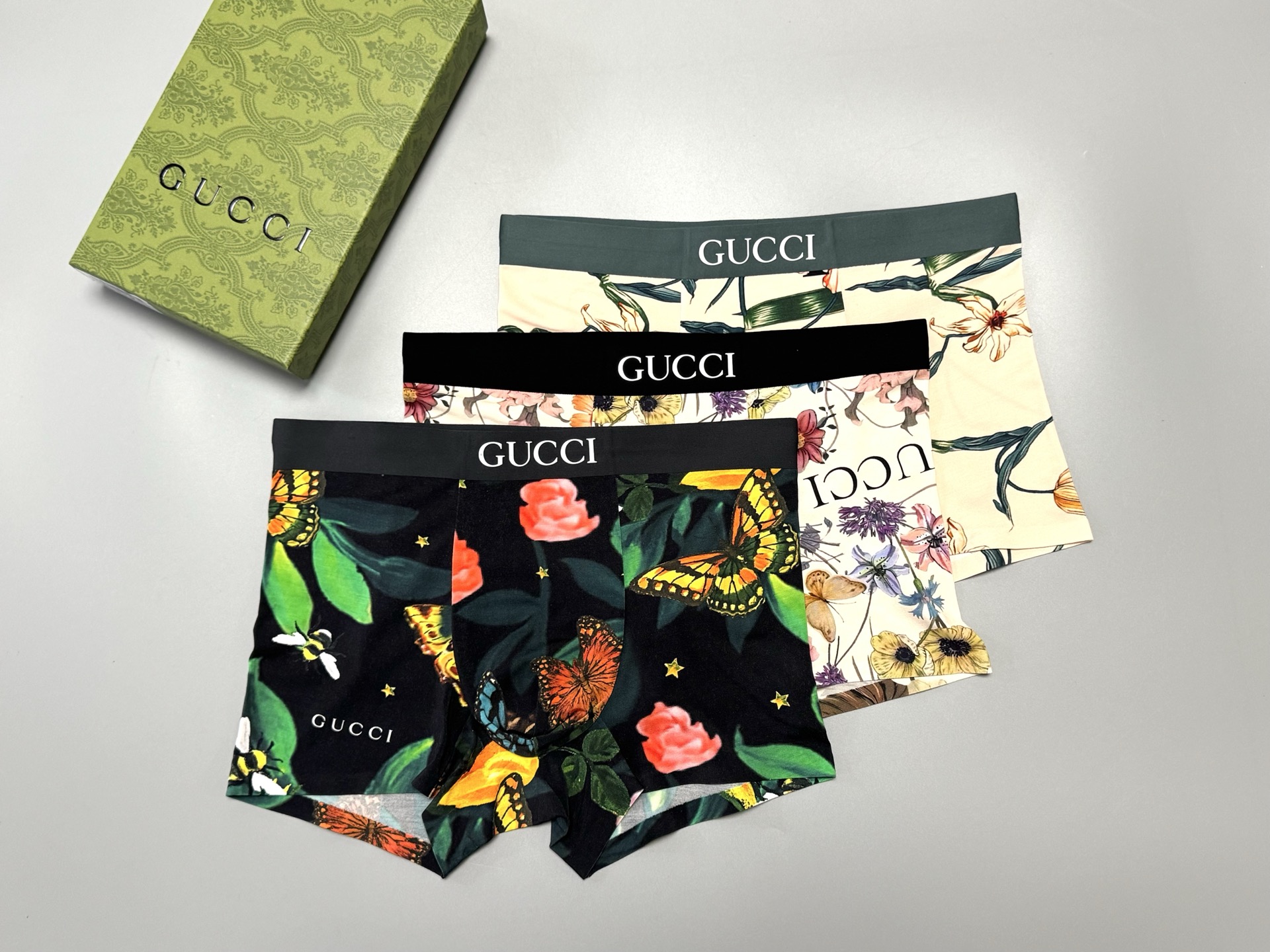 🔥🔥🔥GUCCl（古奇）爆款到货、专柜专属Logo，订织面料绝对的原单品质，无缝切割工艺 、一点也不紧绷