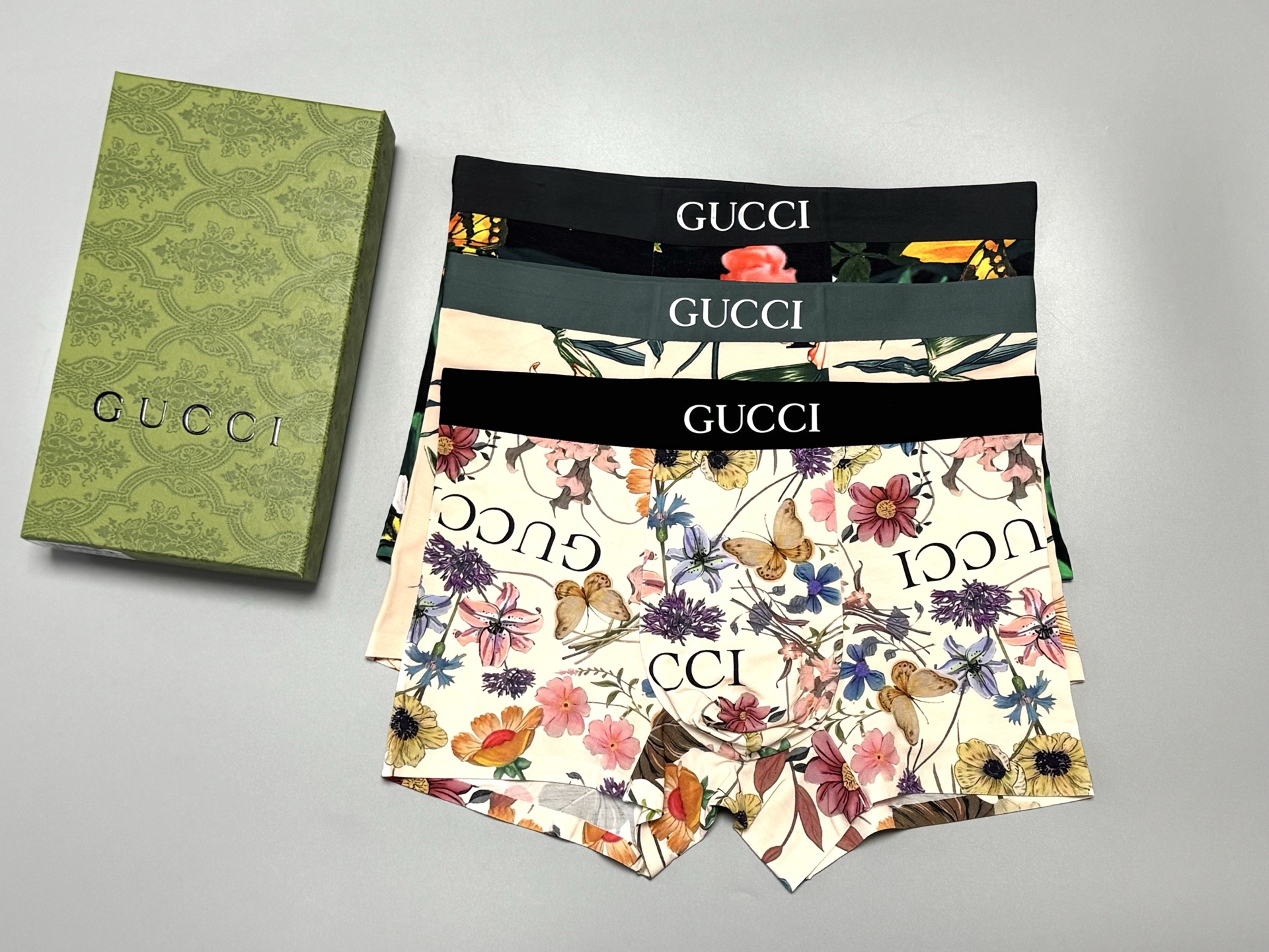 🔥🔥🔥GUCCl（古奇）爆款到货、专柜专属Logo，订织面料绝对的原单品质，无缝切割工艺 、一点也不紧绷
