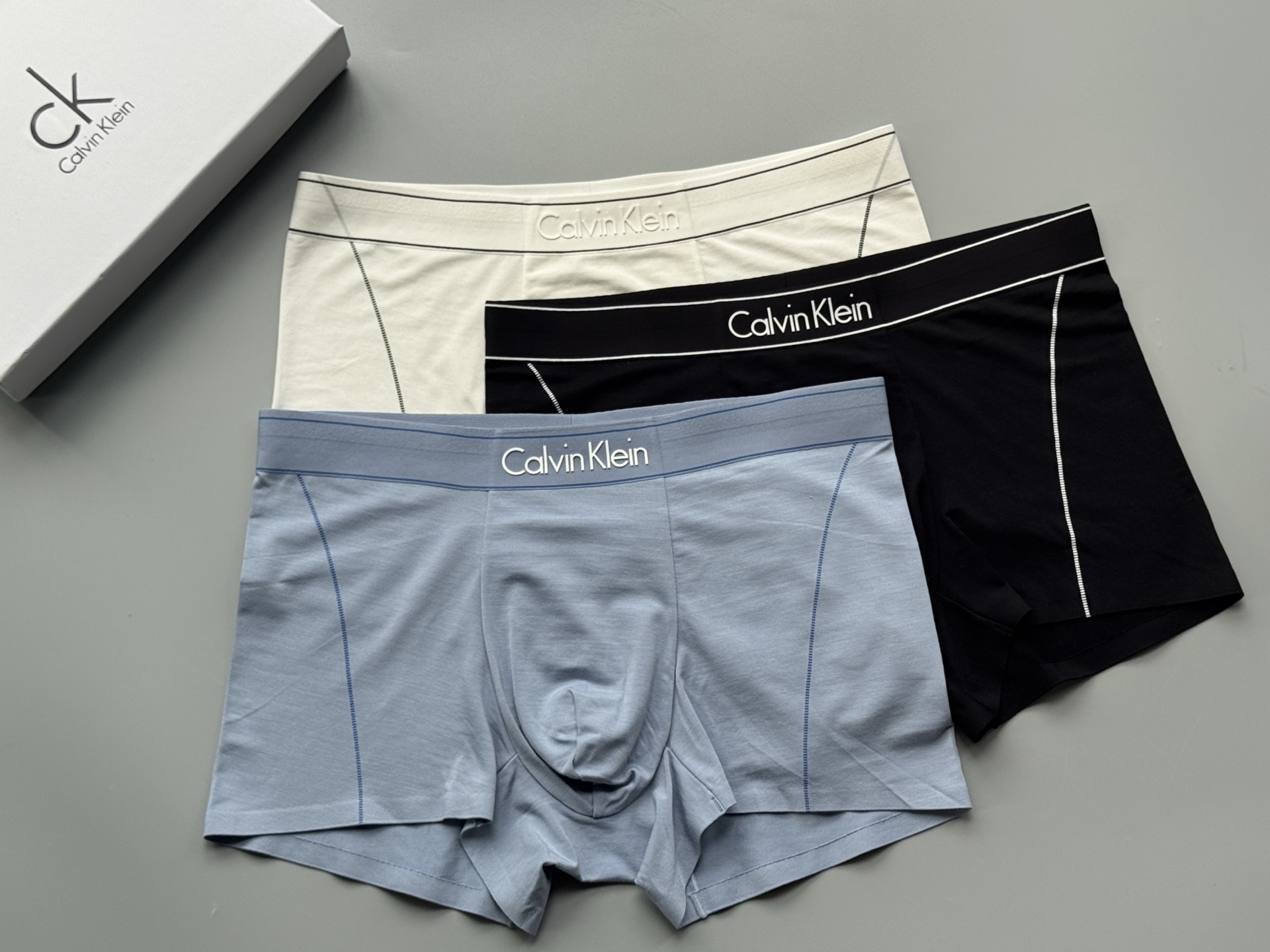 🔥🔥🔥CK  男装平角内裤，莫代尔面料，精美礼盒装，每盒三条   码数：L、XL、XXL、XXXL、4x