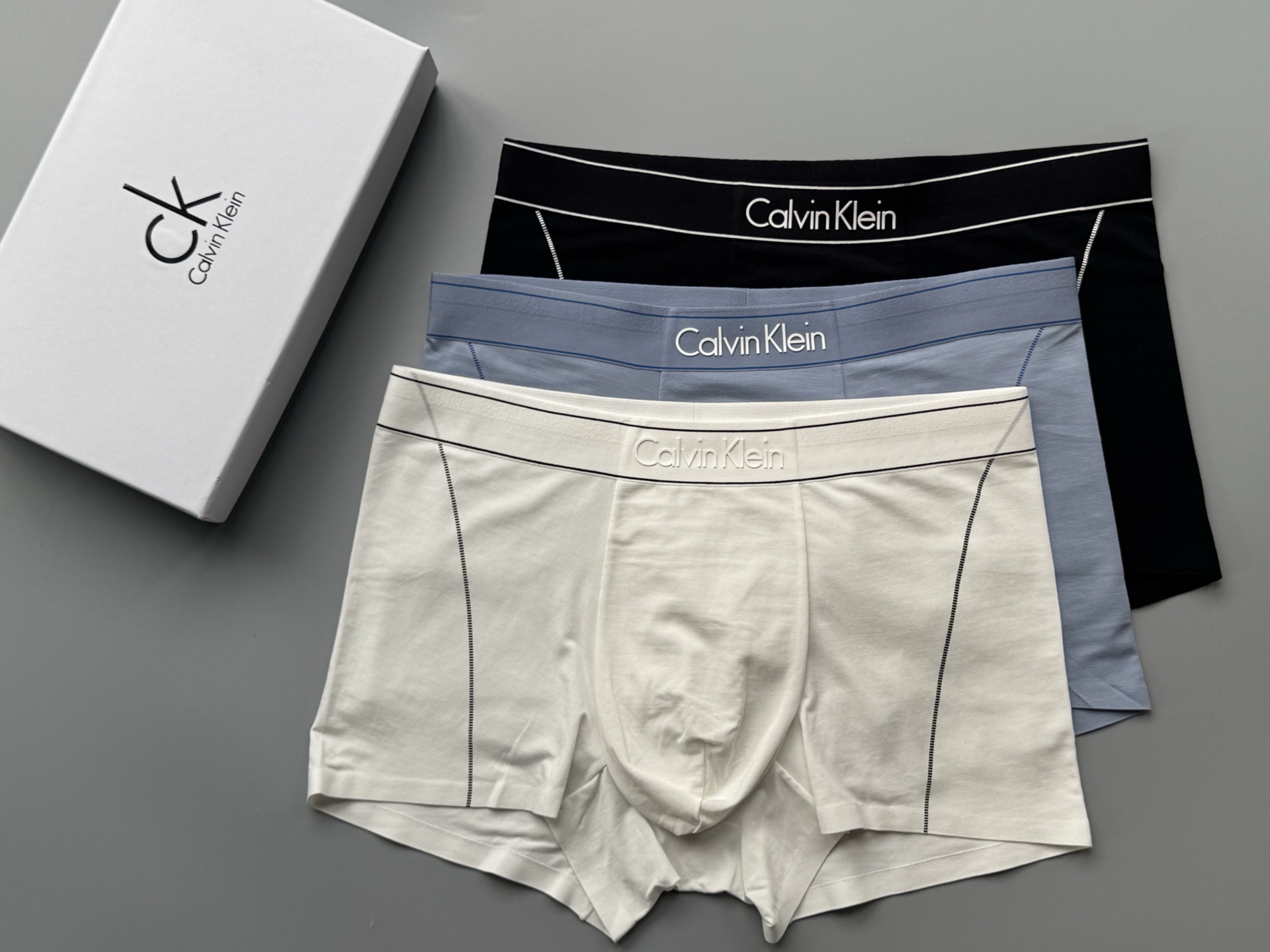 🔥🔥🔥CK  男装平角内裤，莫代尔面料，精美礼盒装，每盒三条   码数：L、XL、XXL、XXXL、4x