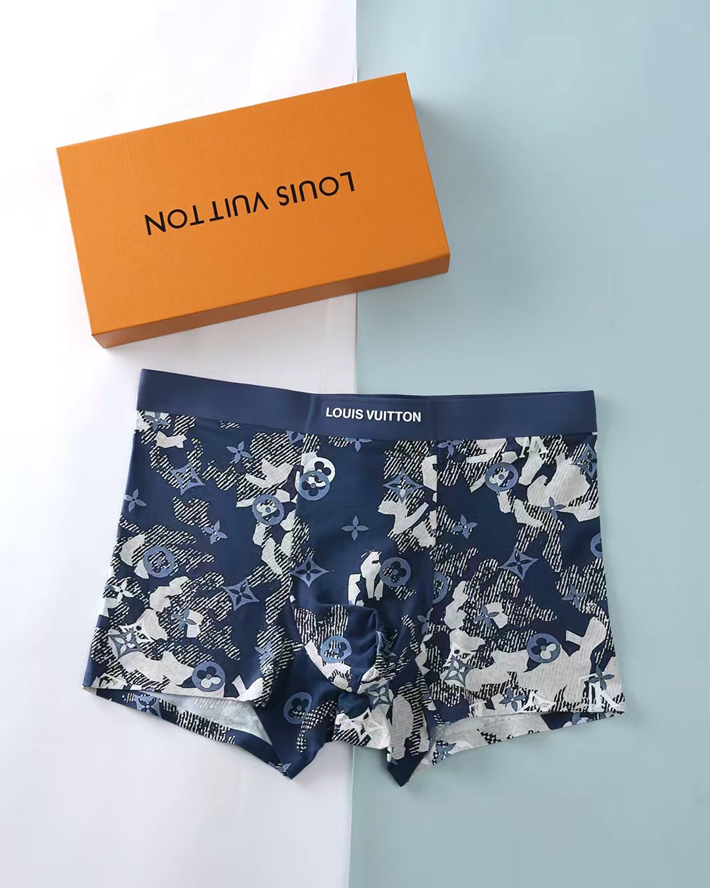🔥🔥🔥LV  莫代尔数码印花面料爆款到货  一盒3条 ，3色  码数：L、XL、XXL、XXXL
