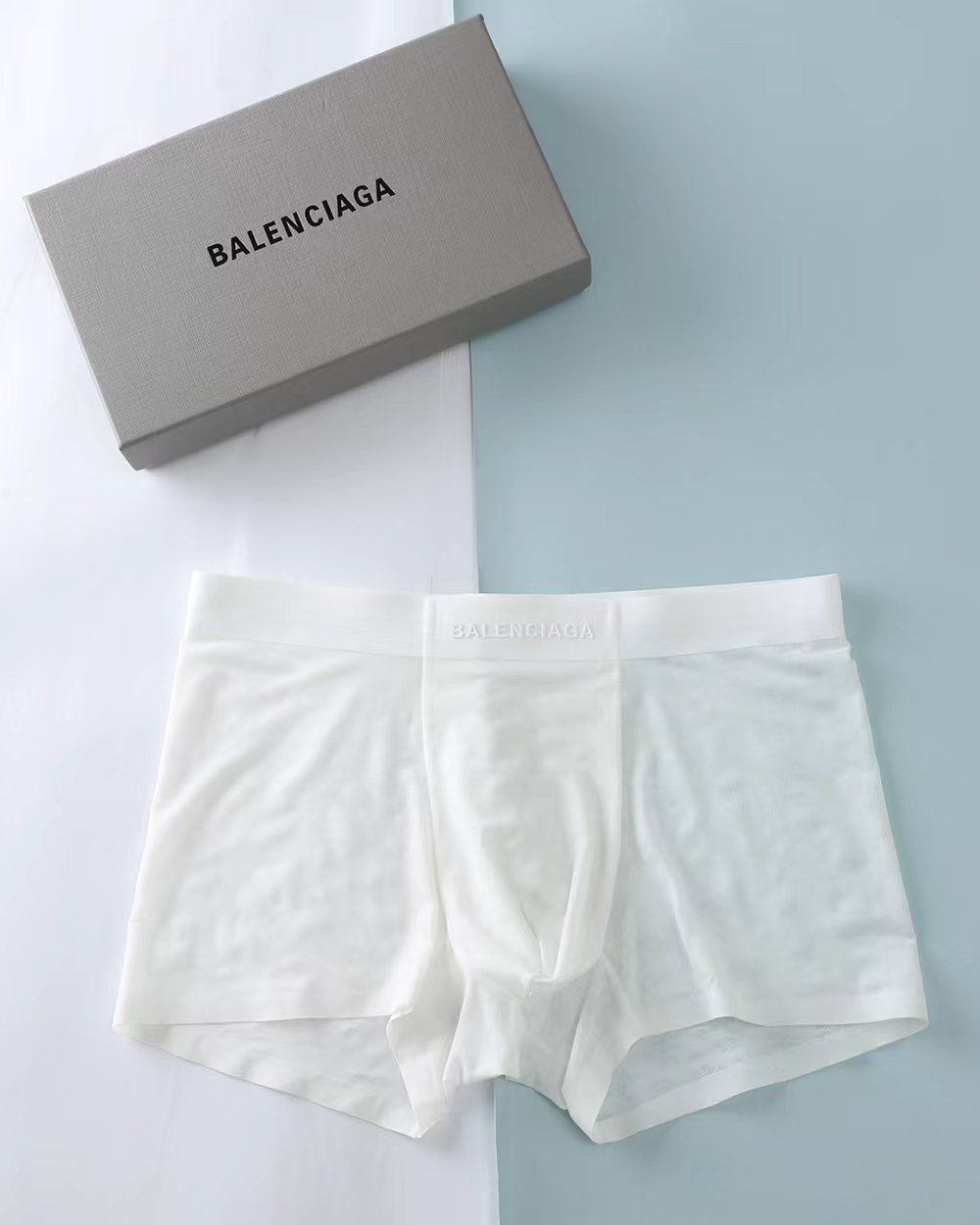 🔥🔥🔥巴黎世家  冰丝印花面料爆款到货  一盒3条 ，3色  码数：L、XL、XXL、XXXL、4XL