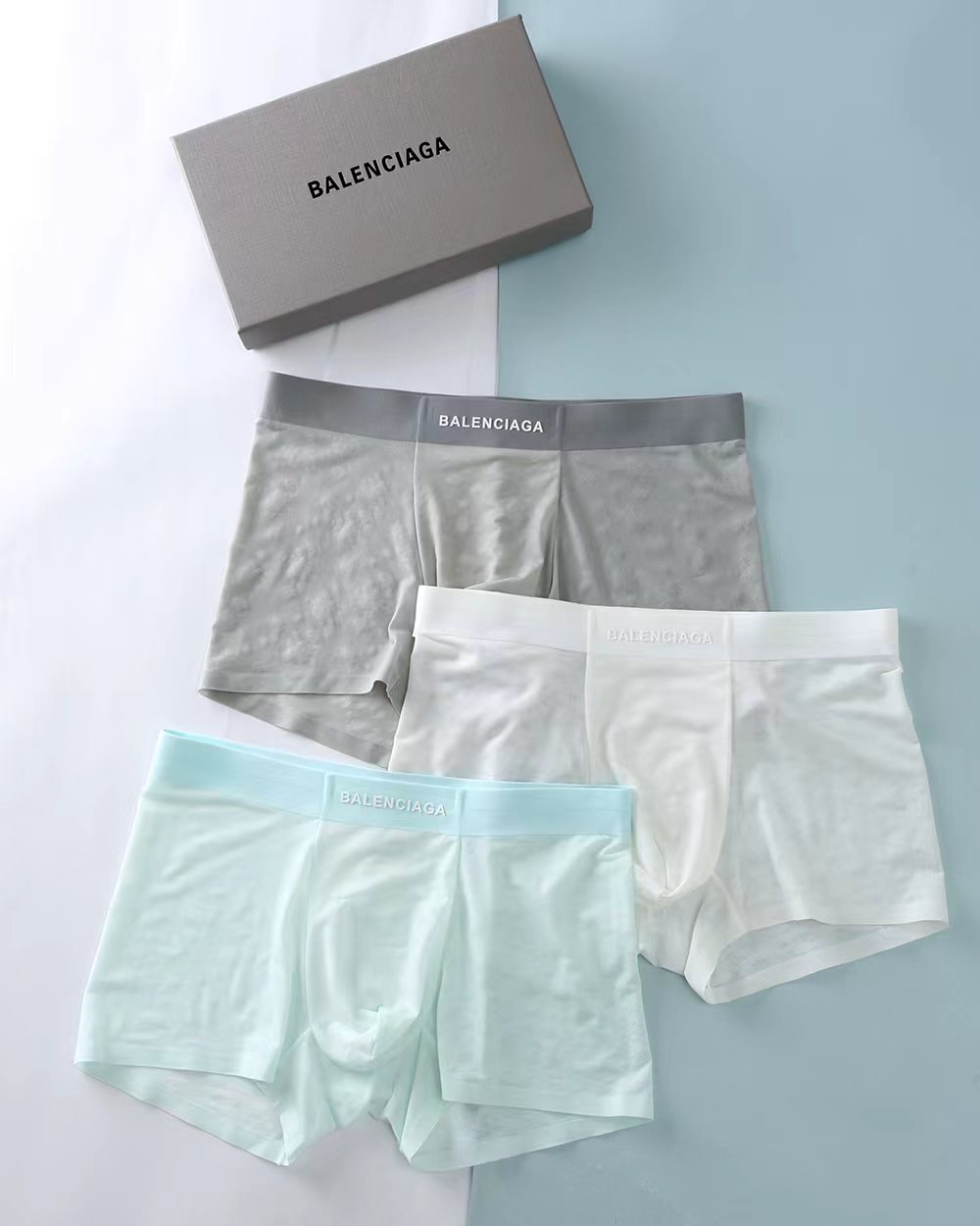 🔥🔥🔥巴黎世家  冰丝印花面料爆款到货  一盒3条 ，3色  码数：L、XL、XXL、XXXL、4XL