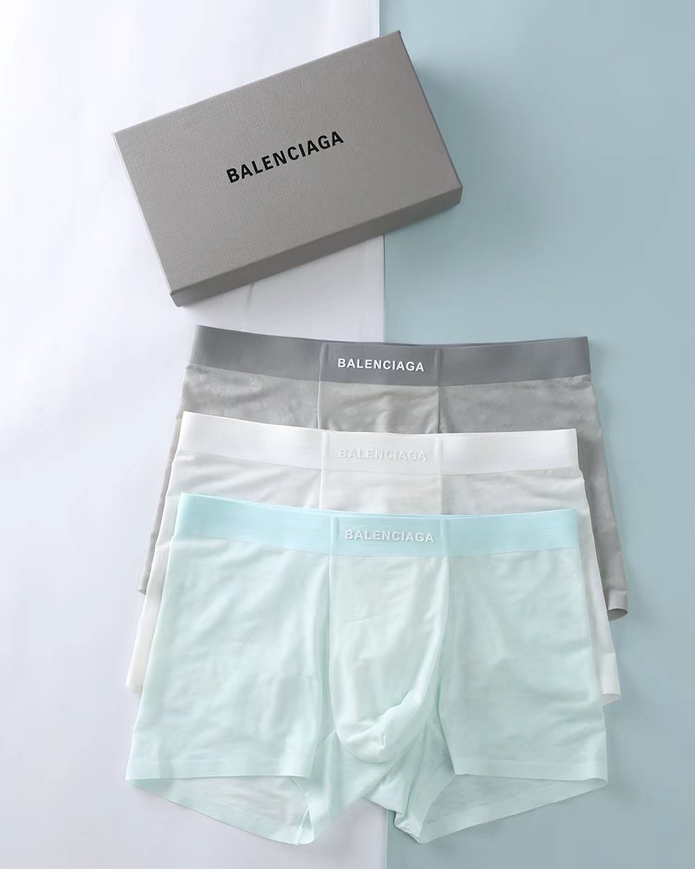🔥🔥🔥巴黎世家  冰丝印花面料爆款到货  一盒3条 ，3色  码数：L、XL、XXL、XXXL、4XL