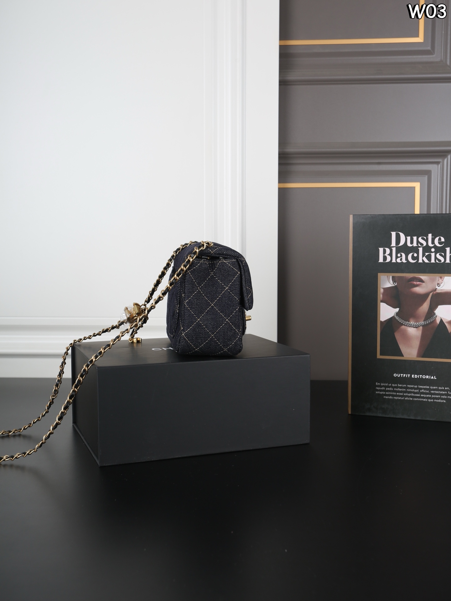 Alternative view of Chanel Shoulder Bag 11476