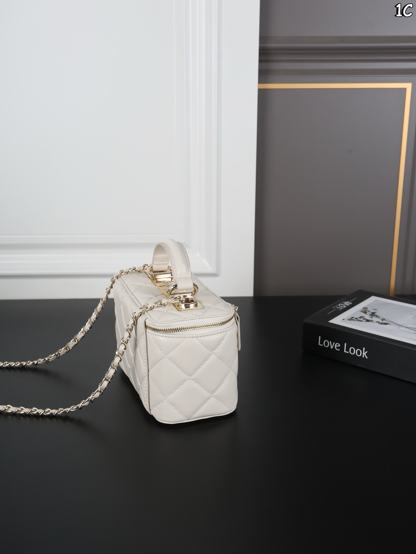 Alternative view of Chanel Crossbody Bag 11471