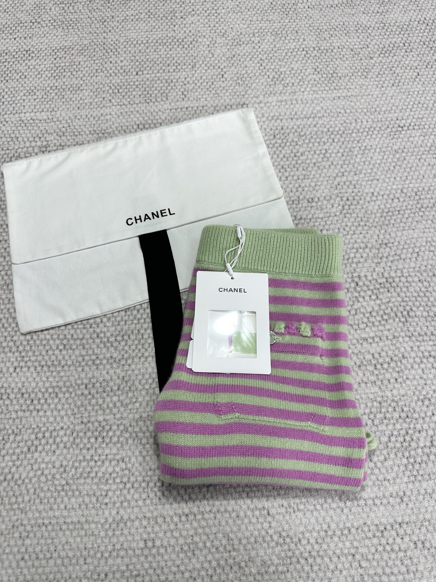 Chanel Striped Knit Shorts - Soft Cashmere Blend, Stylish and Comfortable 5 i1748596076621 5856 0 7