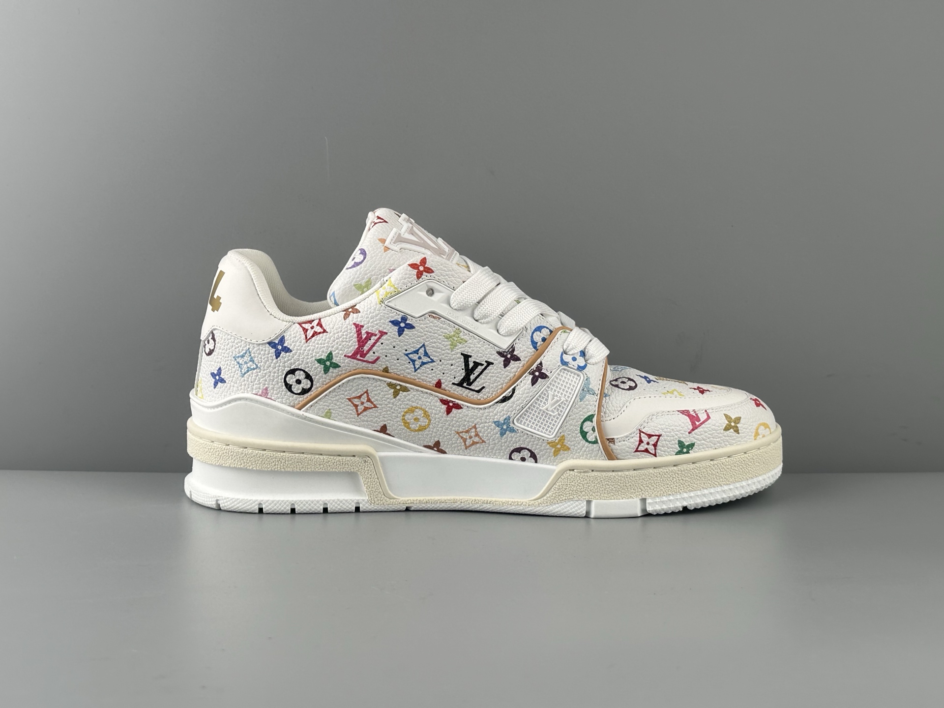 Louis Vuitton x Takashi Murakami Trainer Sneakers - Limited Edition 3 i1743919293005 7165 0 2